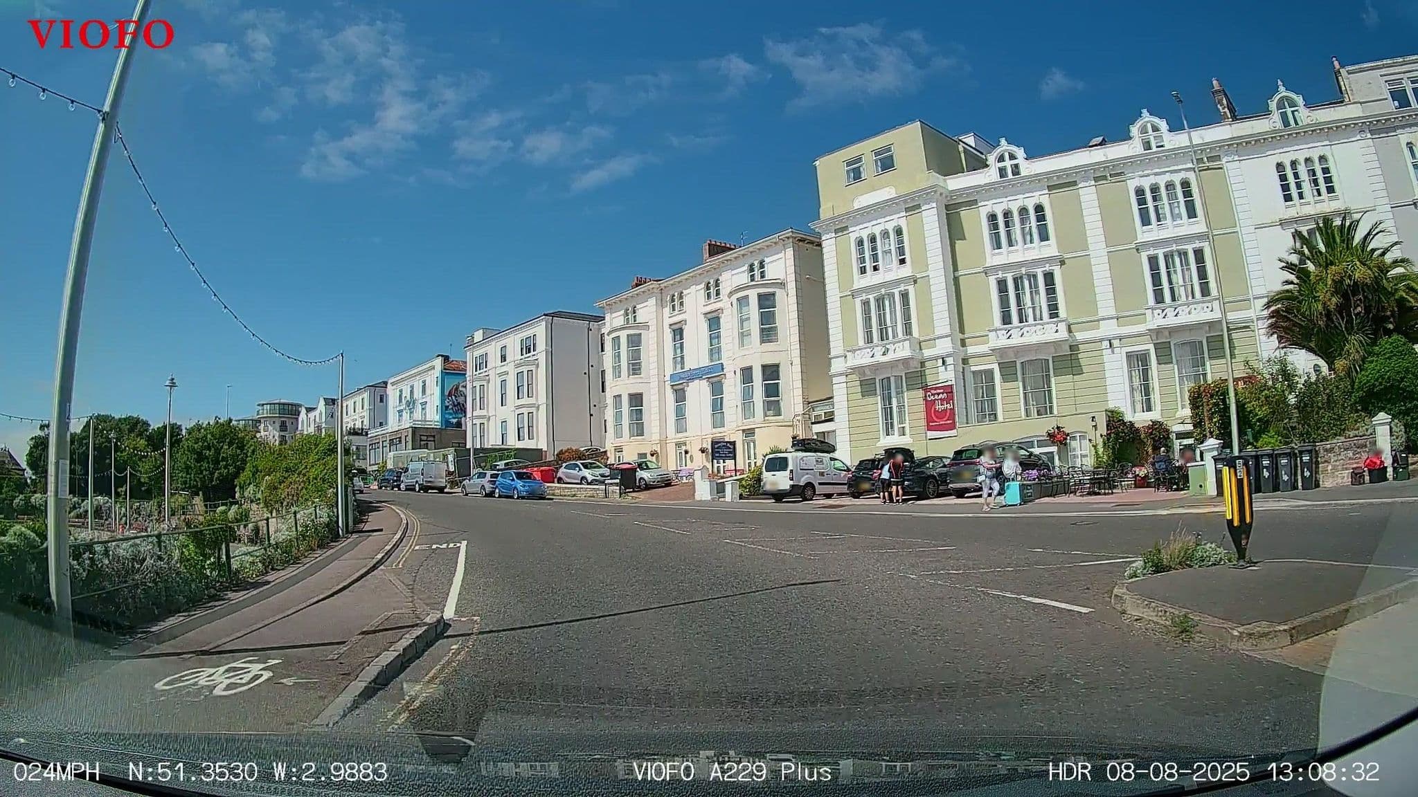 Street view near Ocean Hotel, Weston-super-Mare — © RyanBush (CC BY-SA · Mapillary)