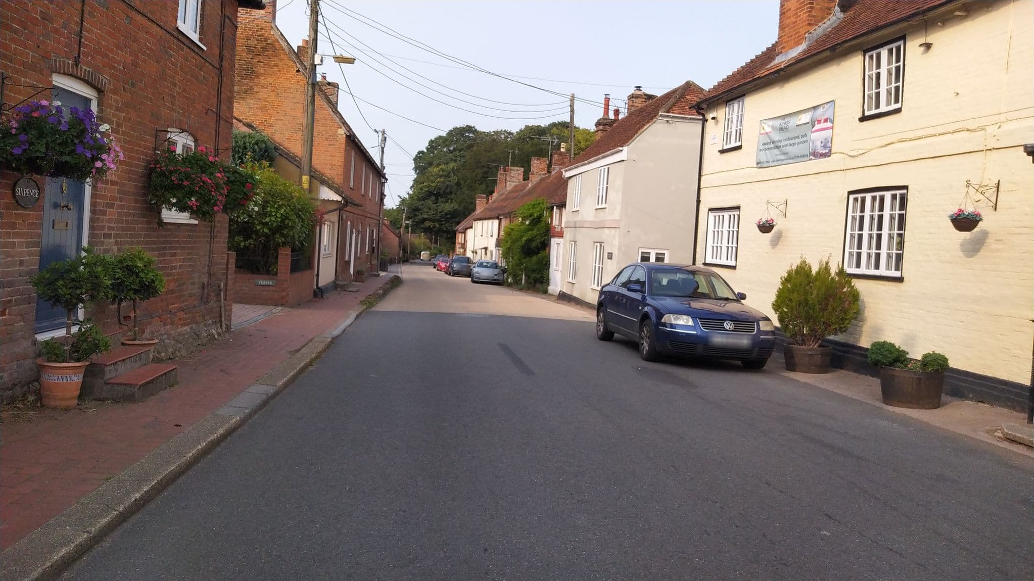 Street view near The Kings Head Inn,, Whiteparish — © noid (CC BY-SA · Mapillary)