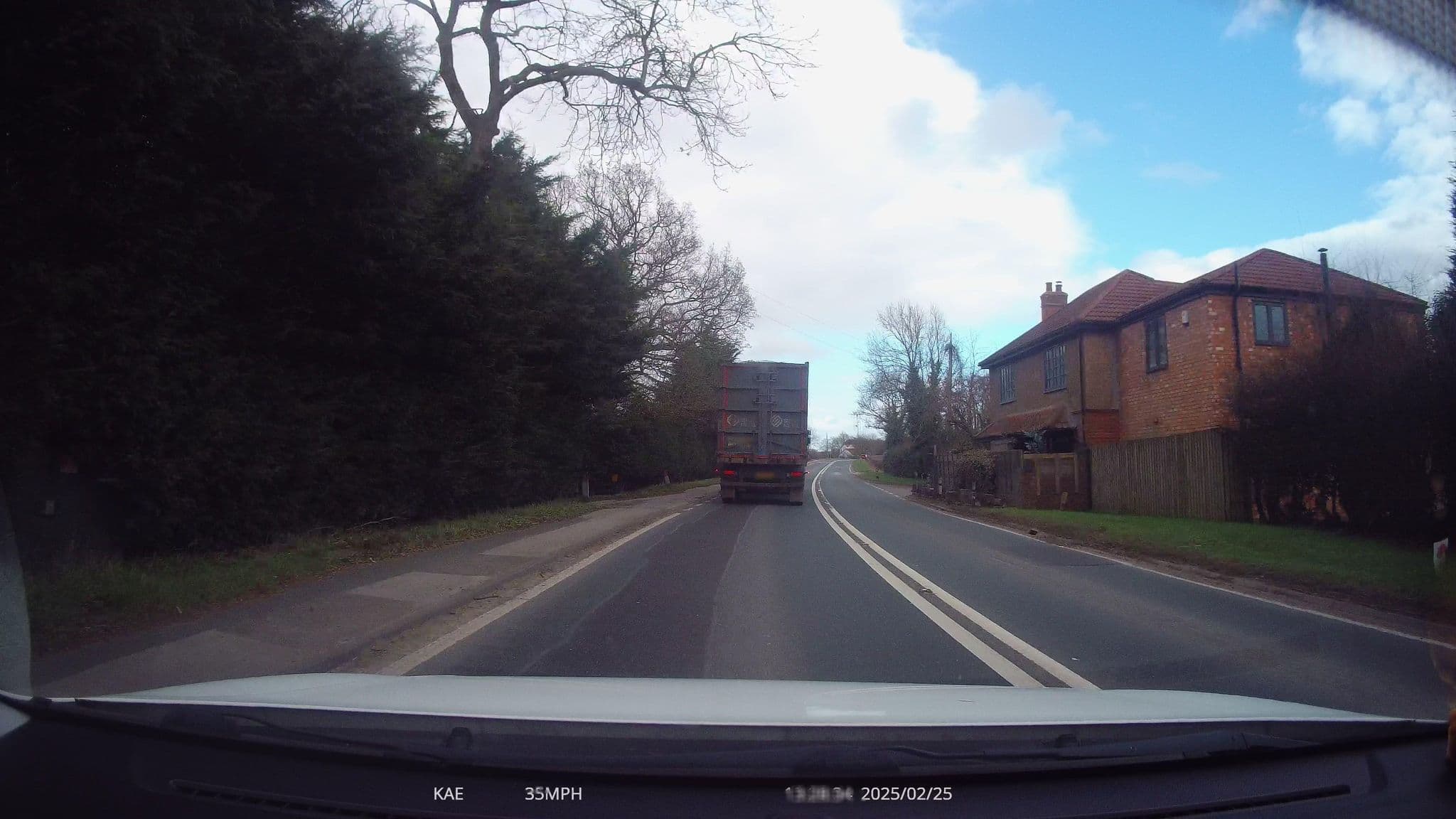 Street view near Kexby House Annexe - Entire Place, Wilberfoss — © lamaar639 (CC BY-SA · Mapillary)