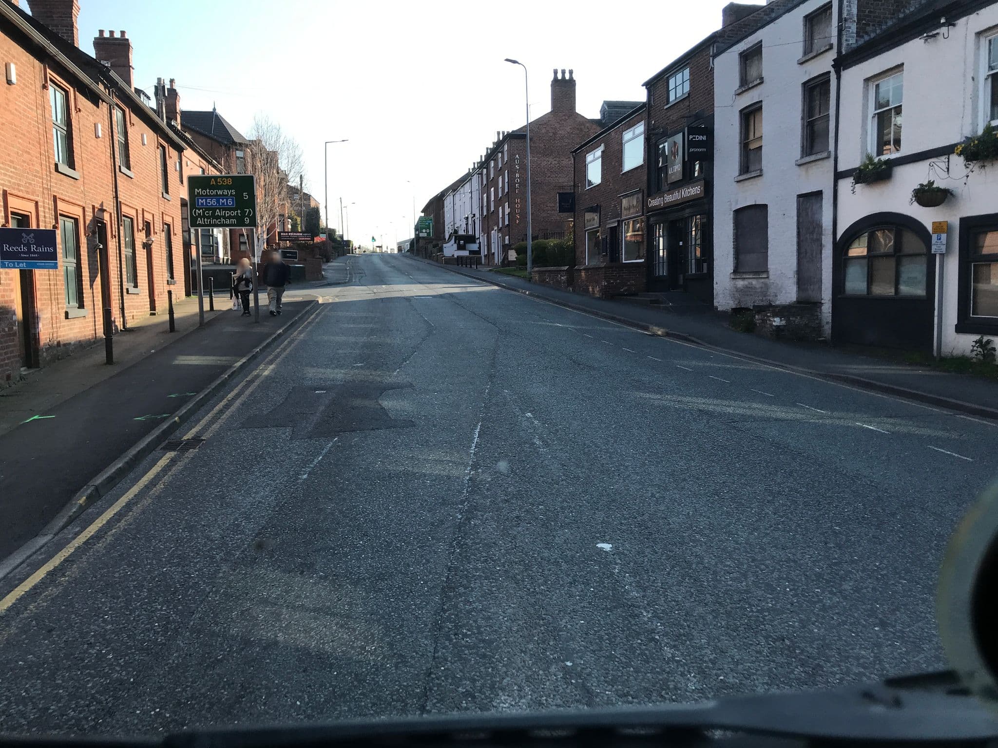 Street view near King William, Wilmslow — © ricorico (CC BY-SA · Mapillary)