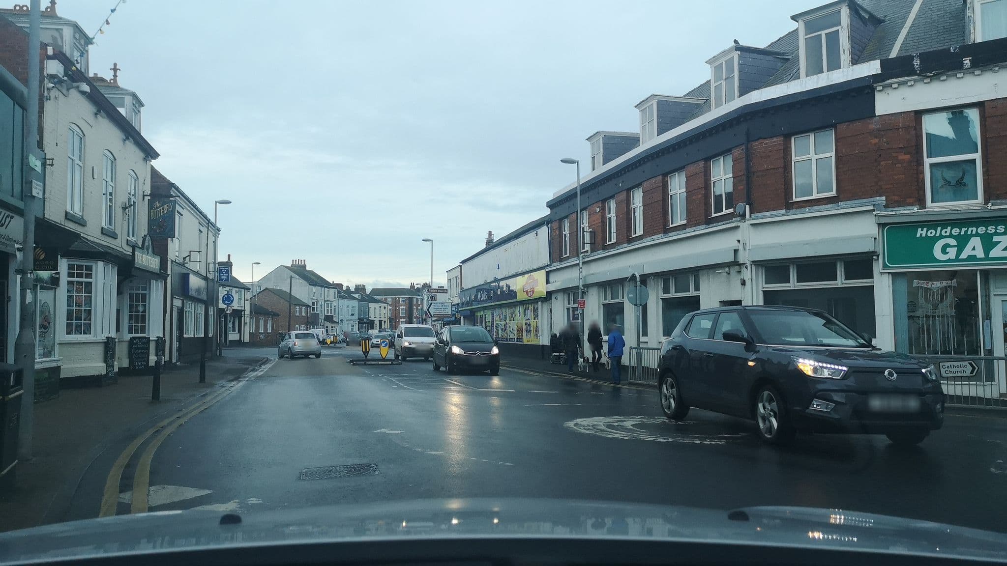 Street view near Butterfly Inn Public House, Withernsea — © cuttlebug (CC BY-SA · Mapillary)