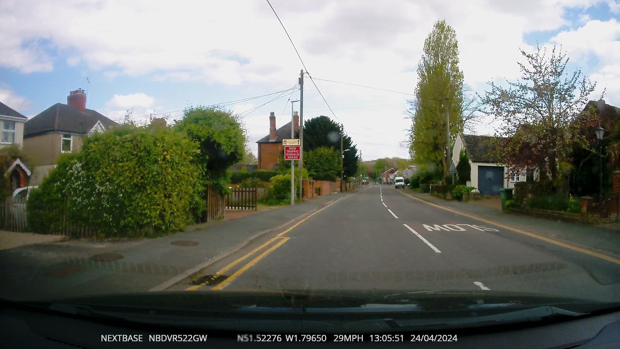 Street view near The White Hart, Wroughton, Wroughton — © RyanBush (CC BY-SA · Mapillary)