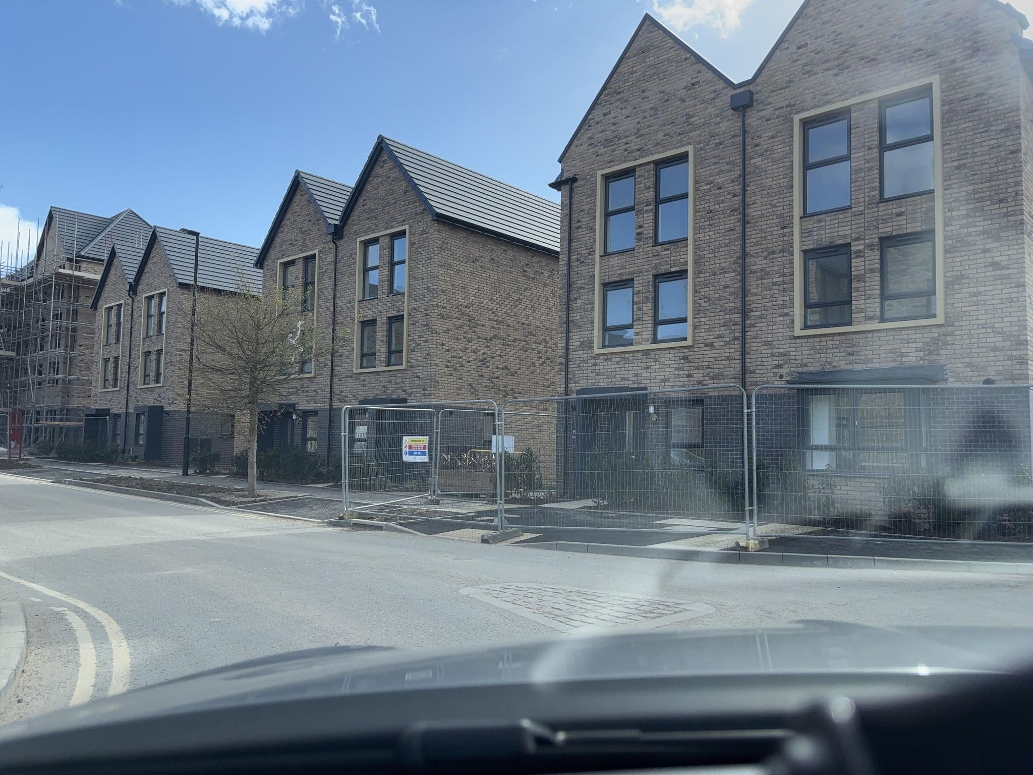 Street view near Willowbrook View Care Home, Swindon — © swinetown (CC BY-SA · Mapillary)