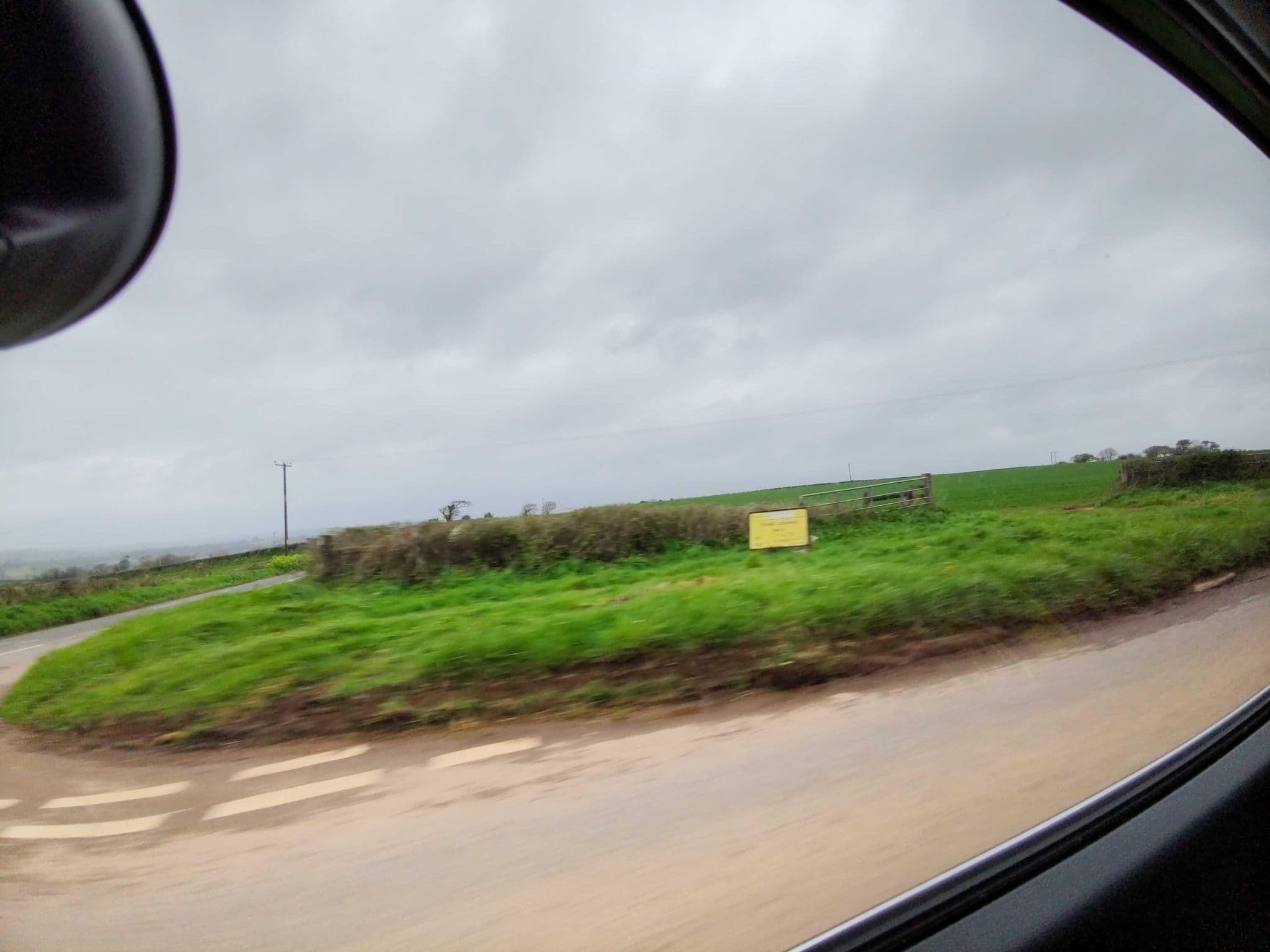 Street view near Broadmoor Farmhouse, Yealmpton — © WaggyDog (CC BY-SA · Mapillary)