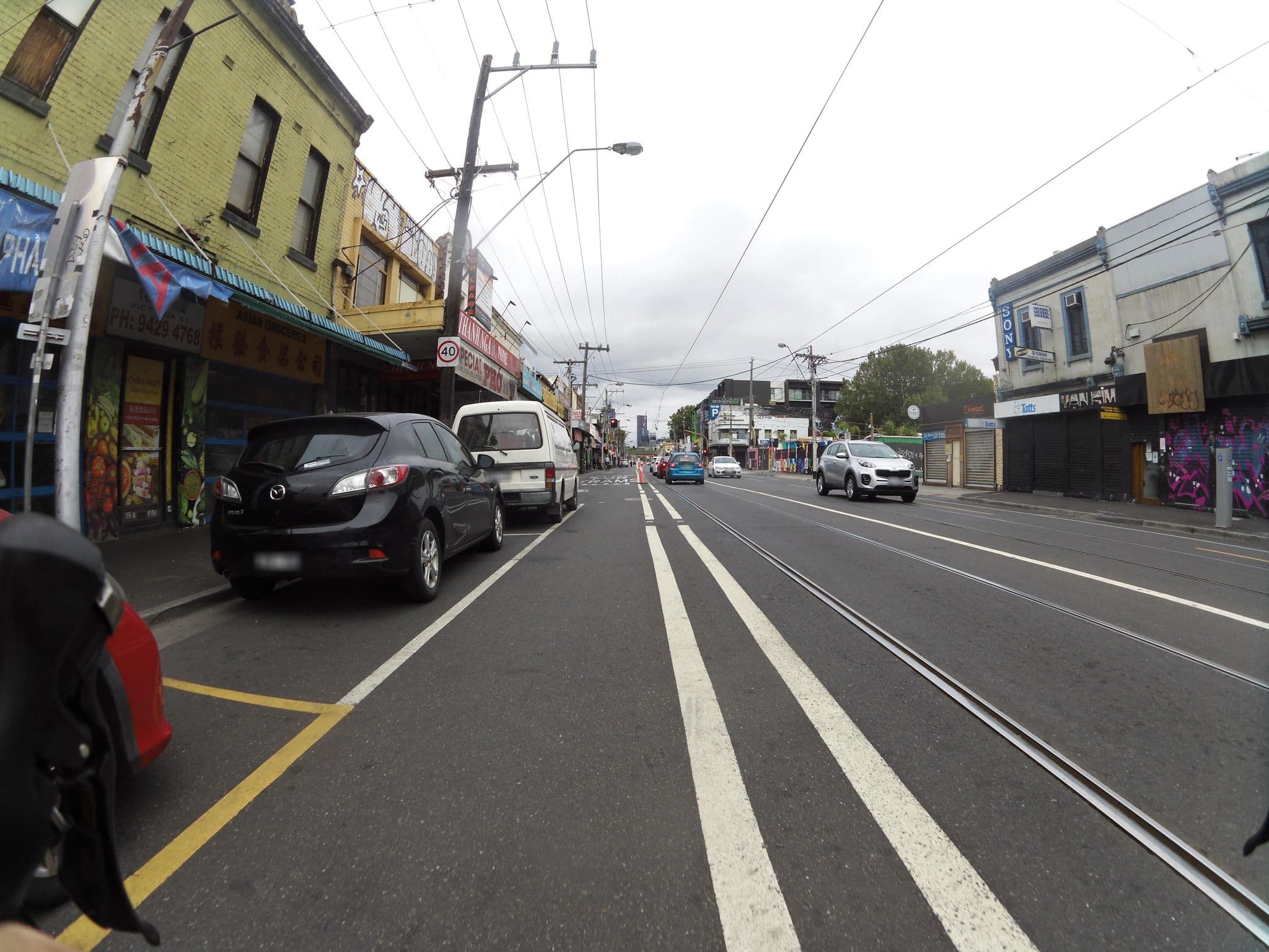 Street view near Bakers Arms Hotel, Richmond — © skillsy (CC BY-SA · Mapillary)