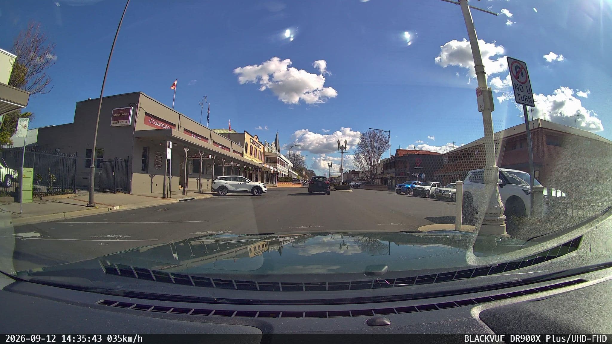 Street view near Kings Hotel, Bathurst — © CitrusMapper (CC BY-SA · Mapillary)