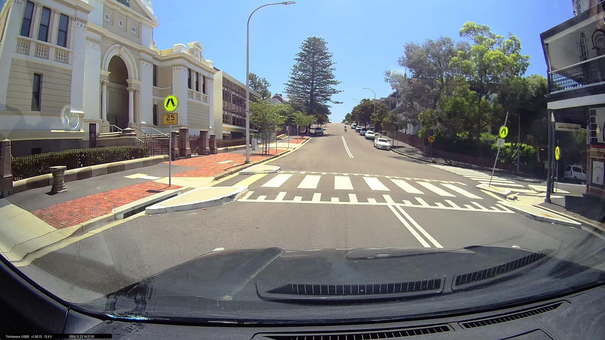 Street view near The Grand Hotel, Newcastle — © maxim752 (CC BY-SA · Mapillary)