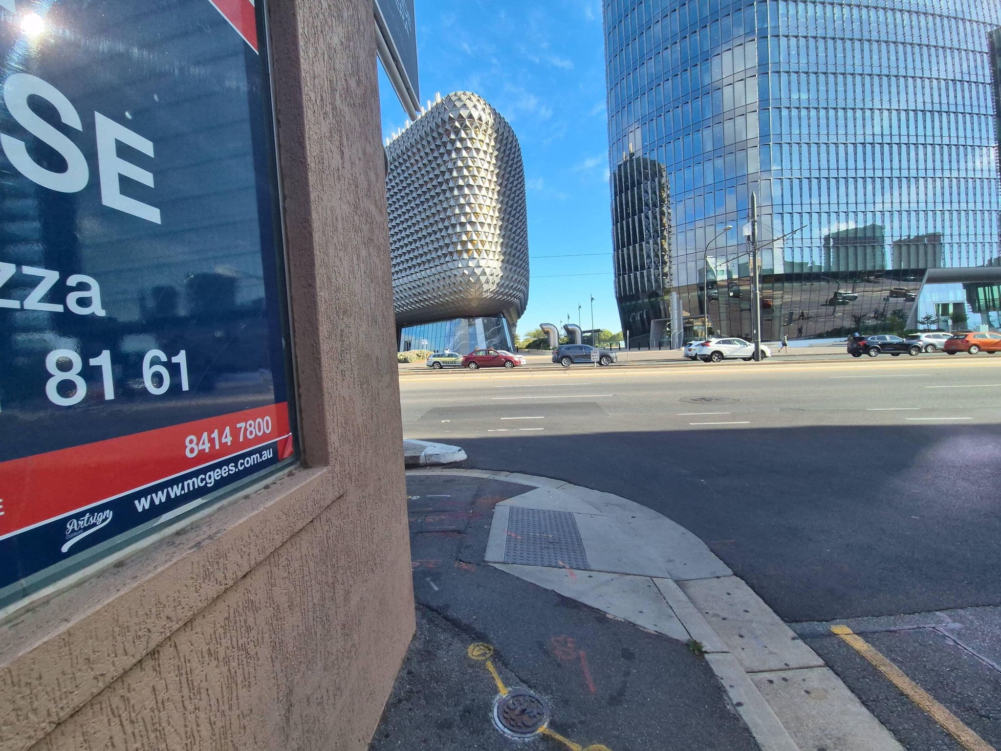 Street view near Adelaide Riviera Hotel, Adelaide — © 889248032621297 (CC BY-SA · Mapillary)