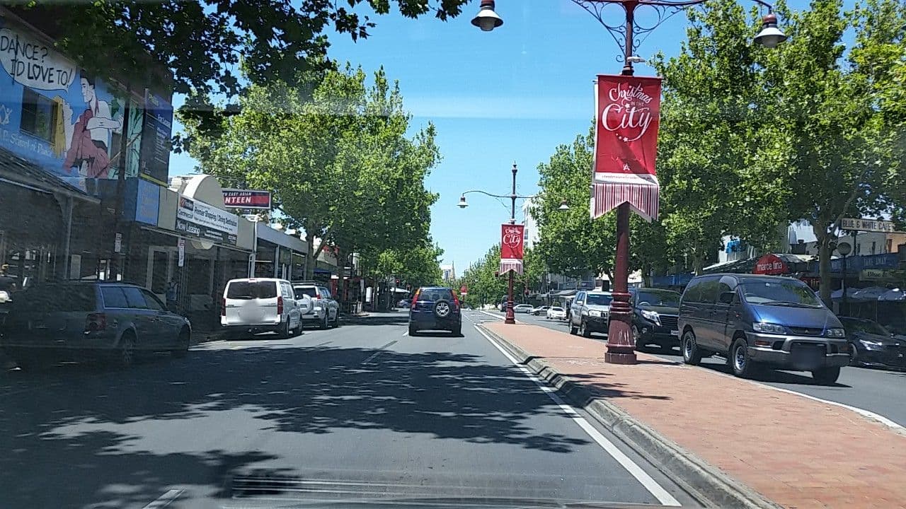 Street view near The Archer Hotel, North Adelaide — © didz (CC BY-SA · Mapillary)