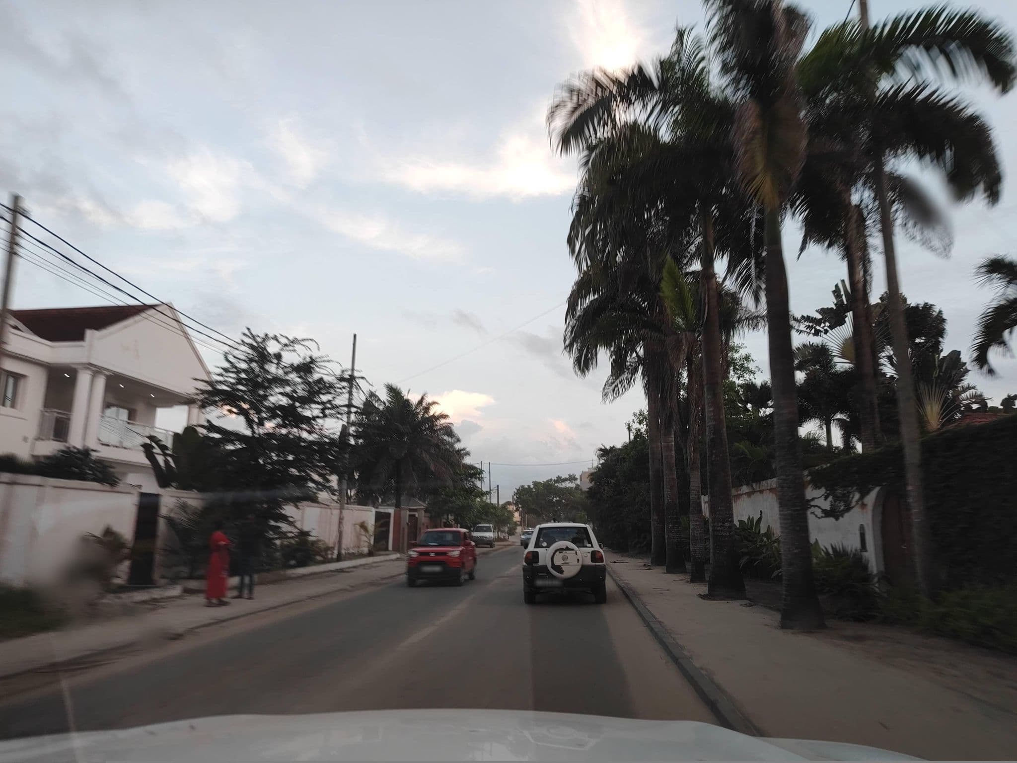 Street view near Hotel St Jacques, Pointe-Noire — © orlanto (CC BY-SA · Mapillary)