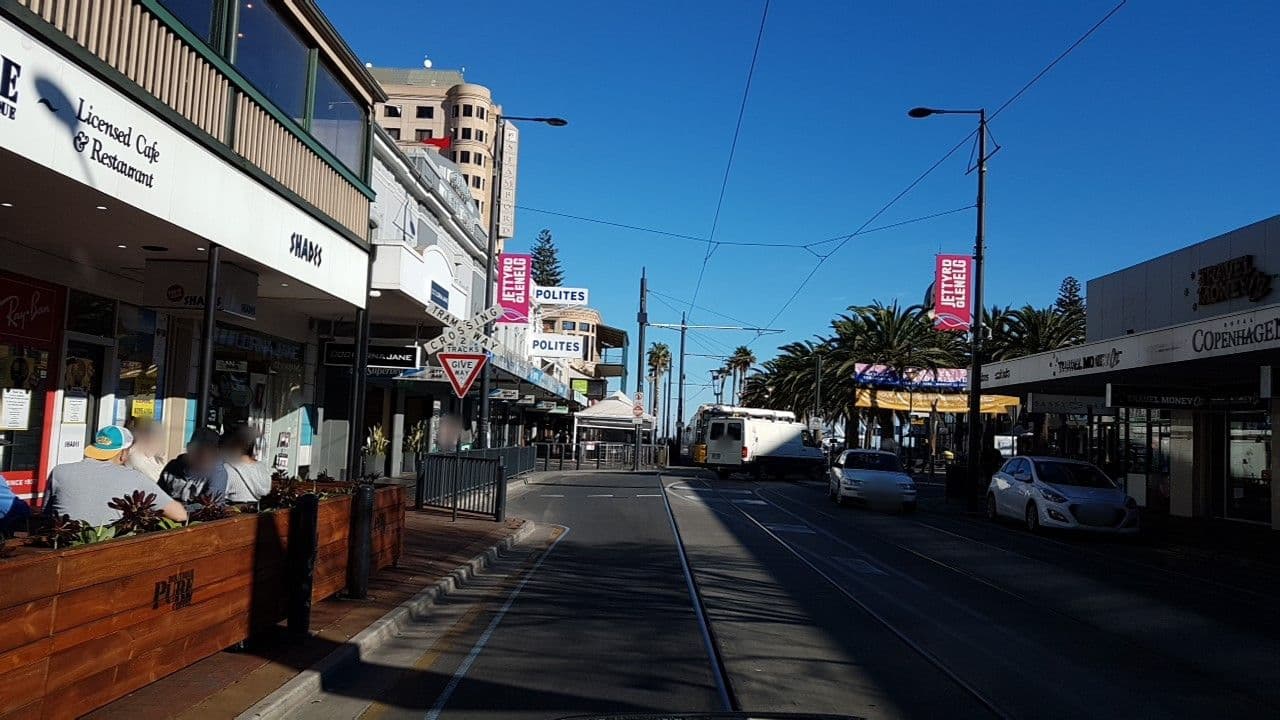 Street view near The Colley Hotel, Glenelg — © didz (CC BY-SA · Mapillary)
