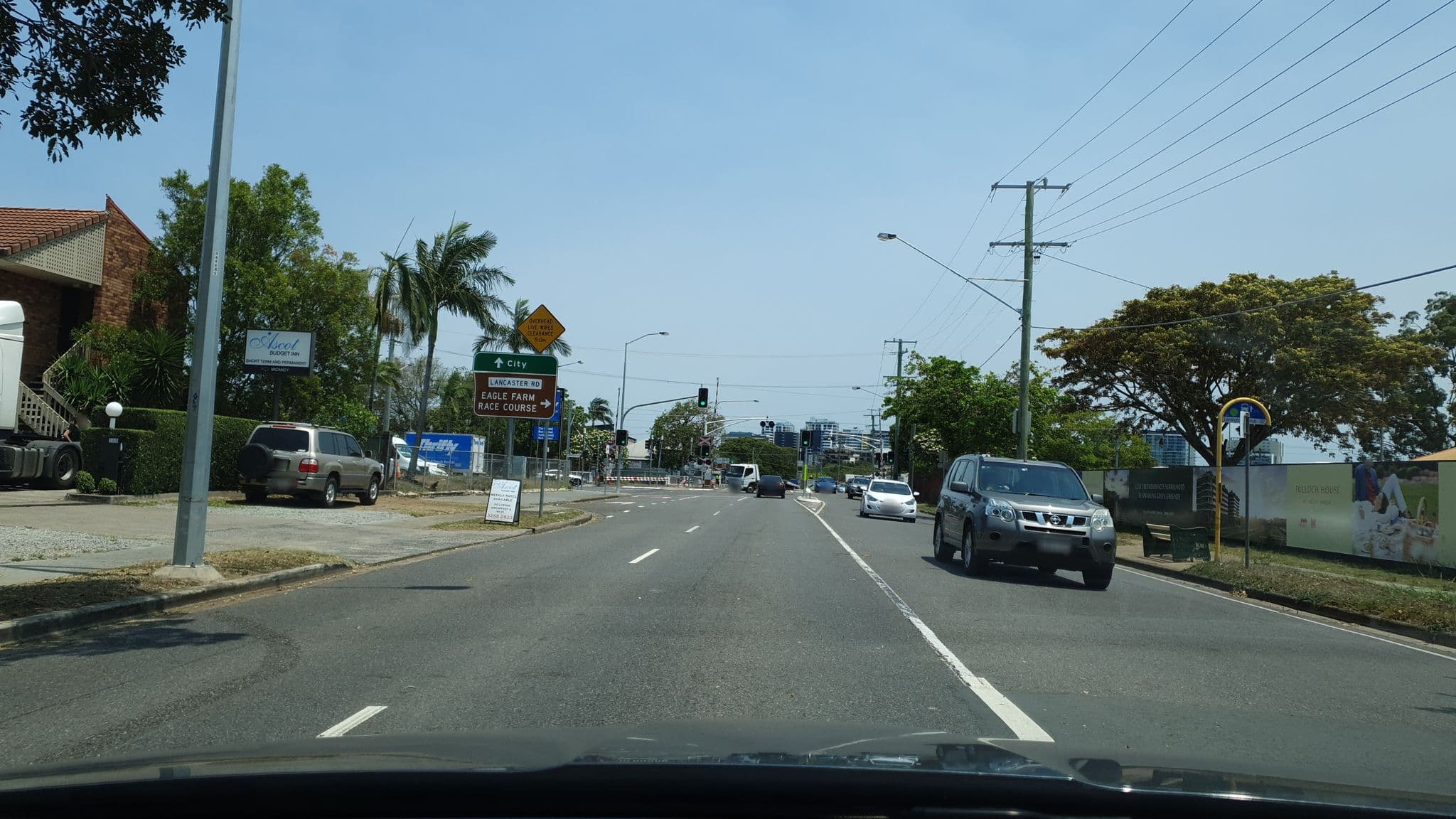 Street view near Ascot Budget Inn & Residences, Hendra — © hamish (CC BY-SA · Mapillary)