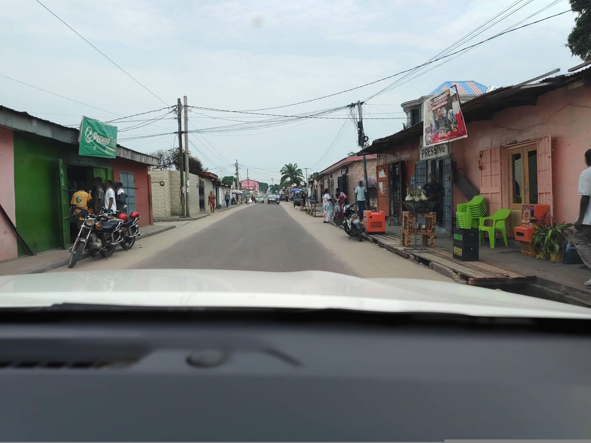 Street view near Repas du 09/04/2017, Brazzaville — © orlanto (CC BY-SA · Mapillary)