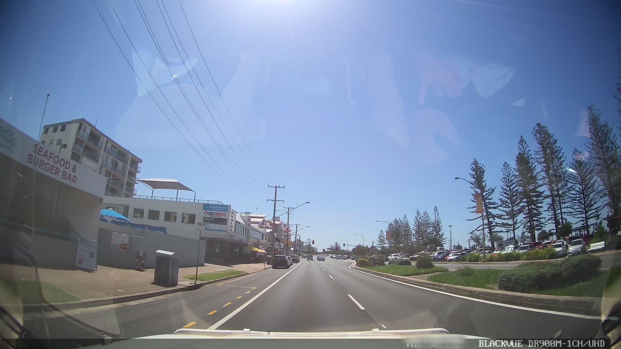 Street view near Mandolin Beachfront Resort, Alexandra Headland — © jthnz (CC BY-SA · Mapillary)