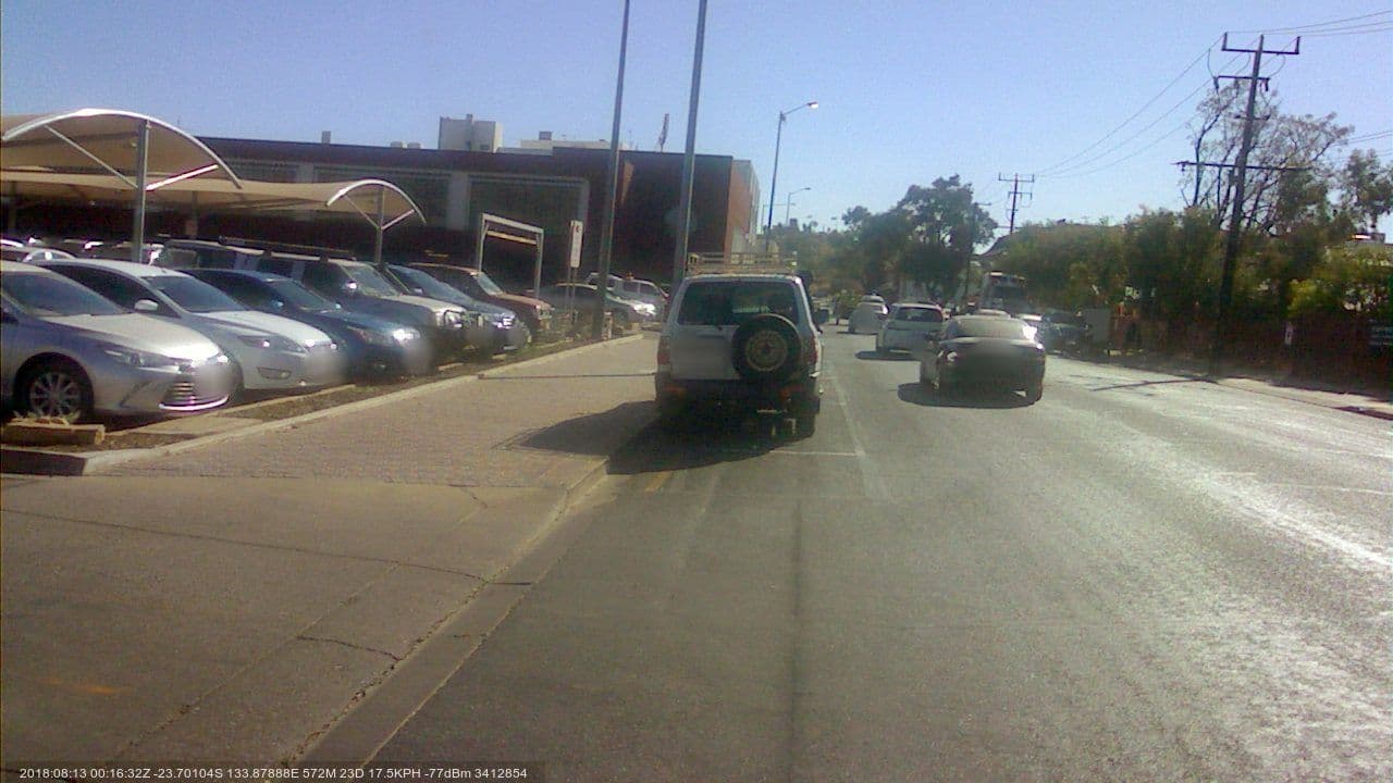 Street view near Elkira Court Motel, Alice Springs — © bob3bob3 (CC BY-SA · Mapillary)