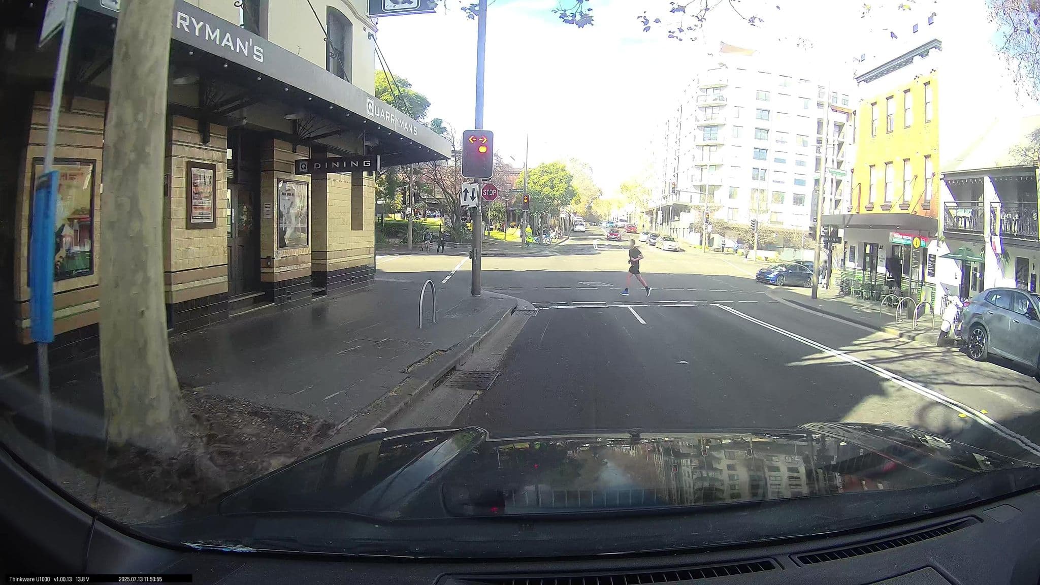 Street view near Dunkirk Hotel, Pyrmont — © maxim752 (CC BY-SA · Mapillary)
