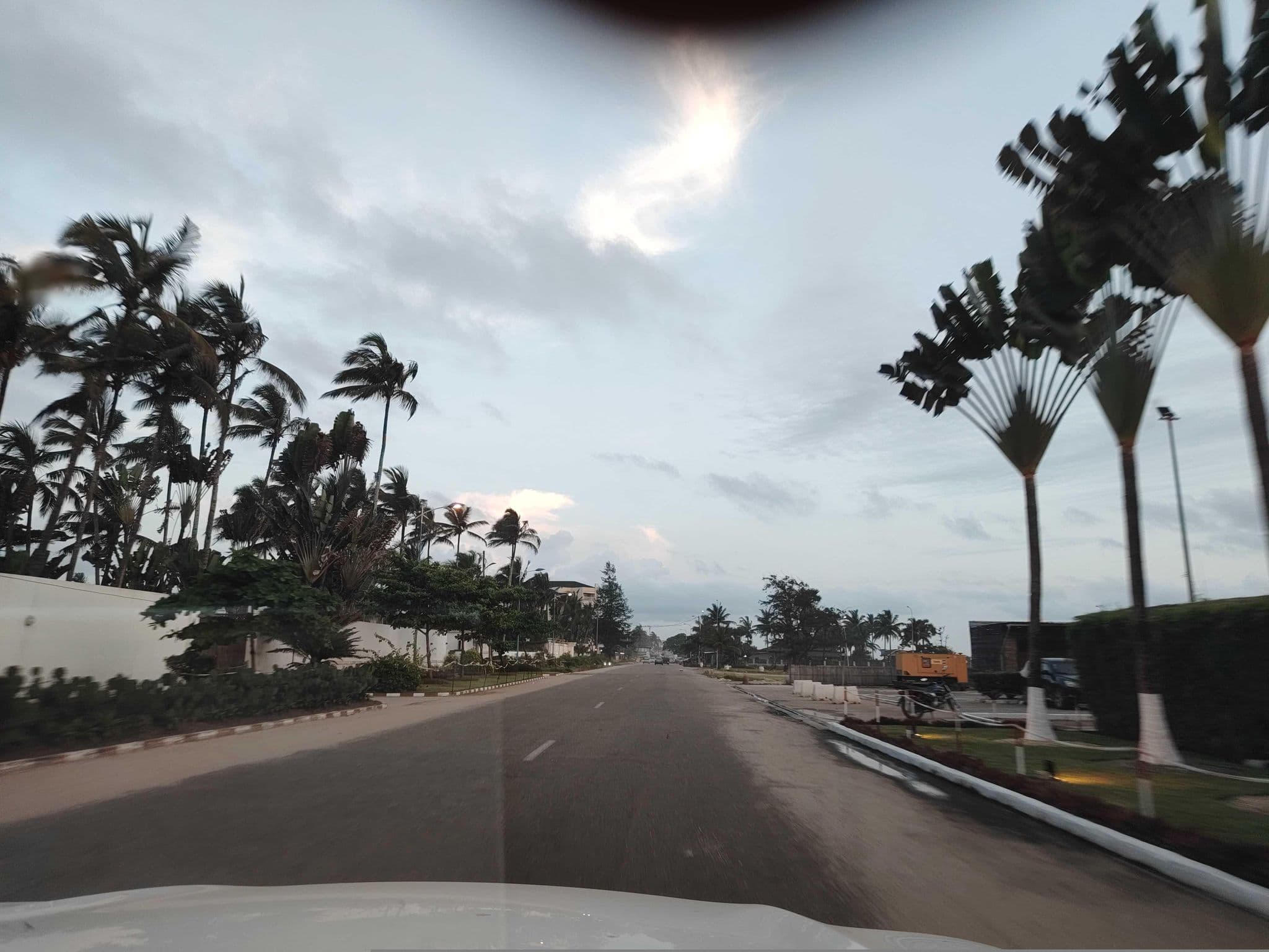 Street view near beddo land, Pointe-Noire — © orlanto (CC BY-SA · Mapillary)