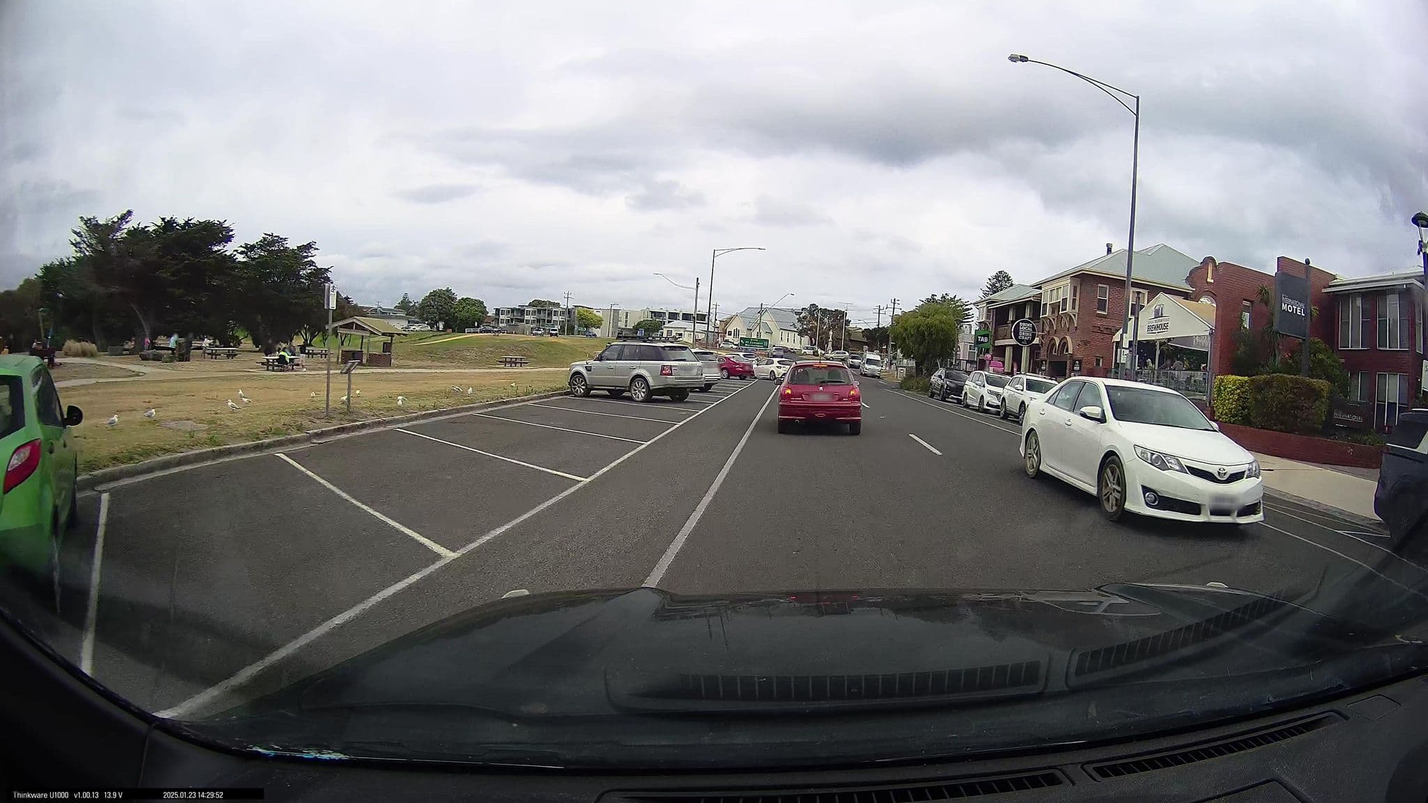 Street view near The International Motel, Apollo Bay — © maxim752 (CC BY-SA · Mapillary)