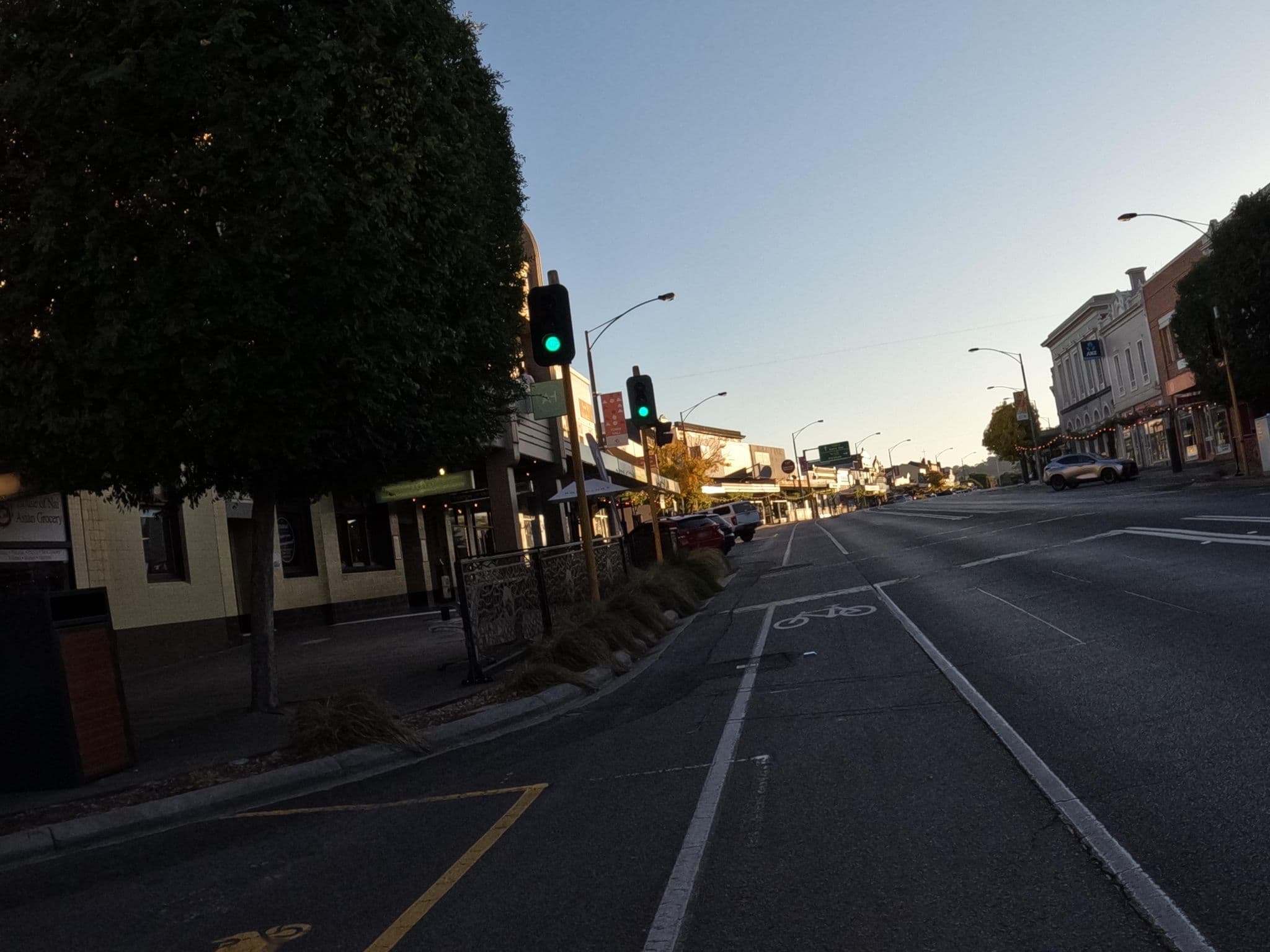 Street view near Ararat Hotel, Ararat — © skillsy (CC BY-SA · Mapillary)