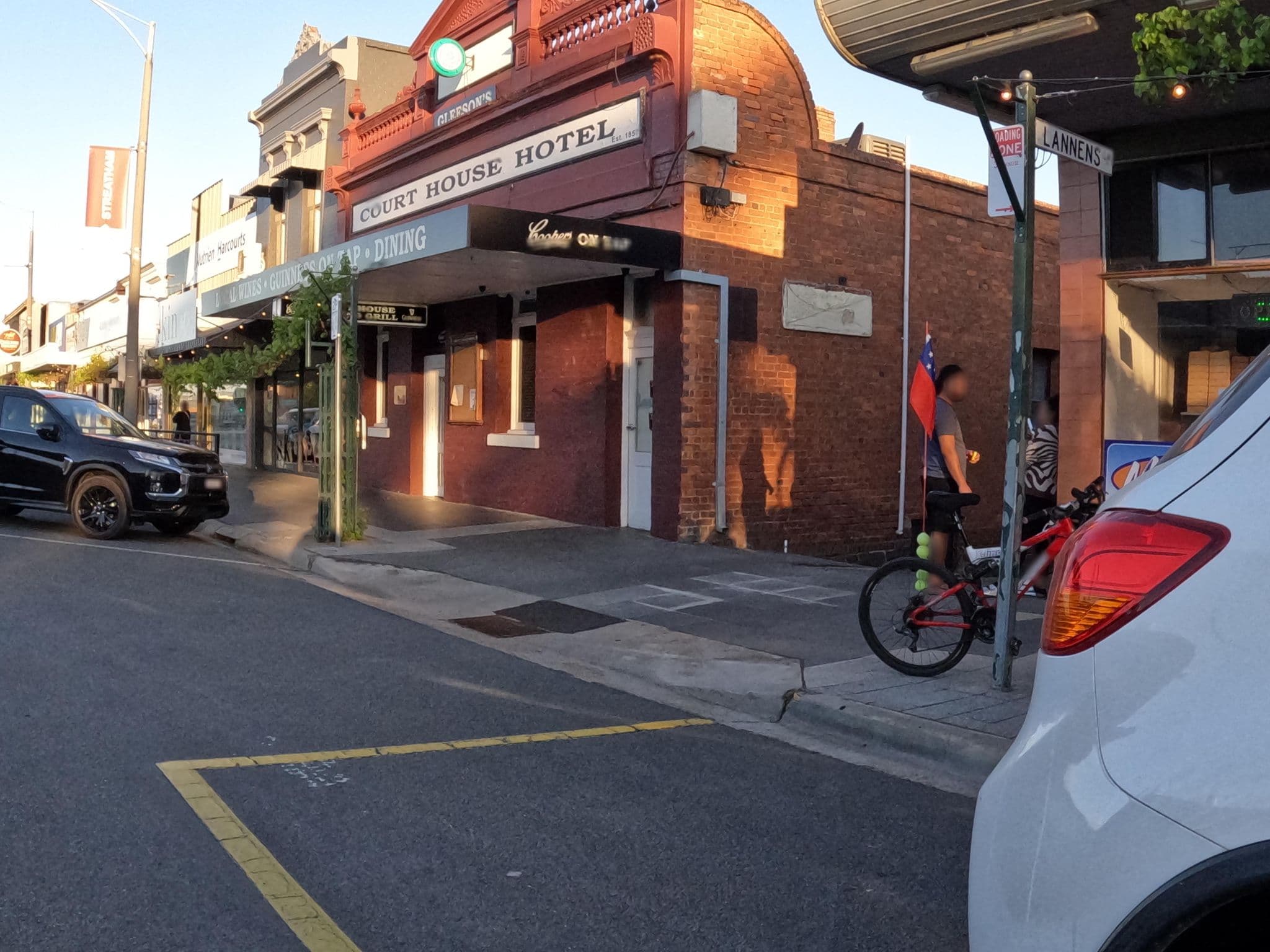 Street view near Courthouse Hotel - Queen Room with Shared Bathroom, Ararat — © skillsy (CC BY-SA · Mapillary)