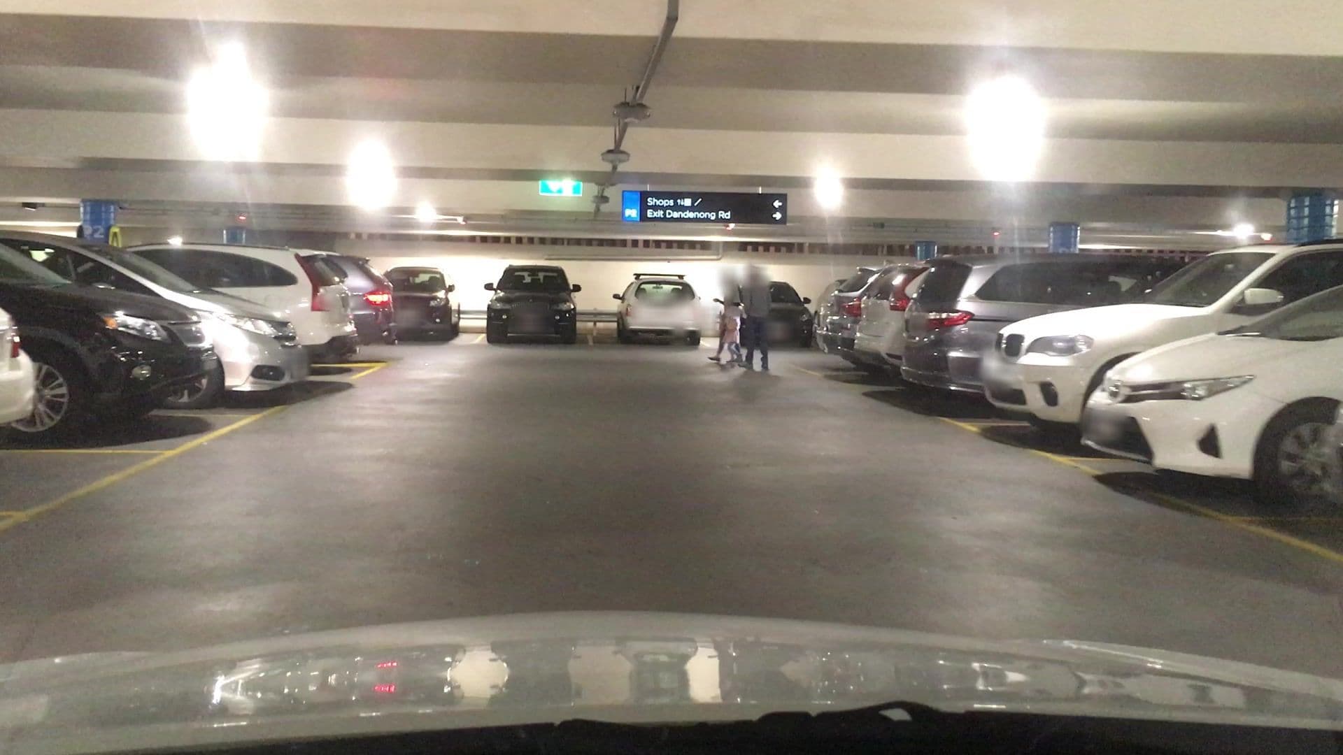 Street view near Hijinx Hotel Chadstone, Chadstone — © lvl5 (CC BY-SA · Mapillary)