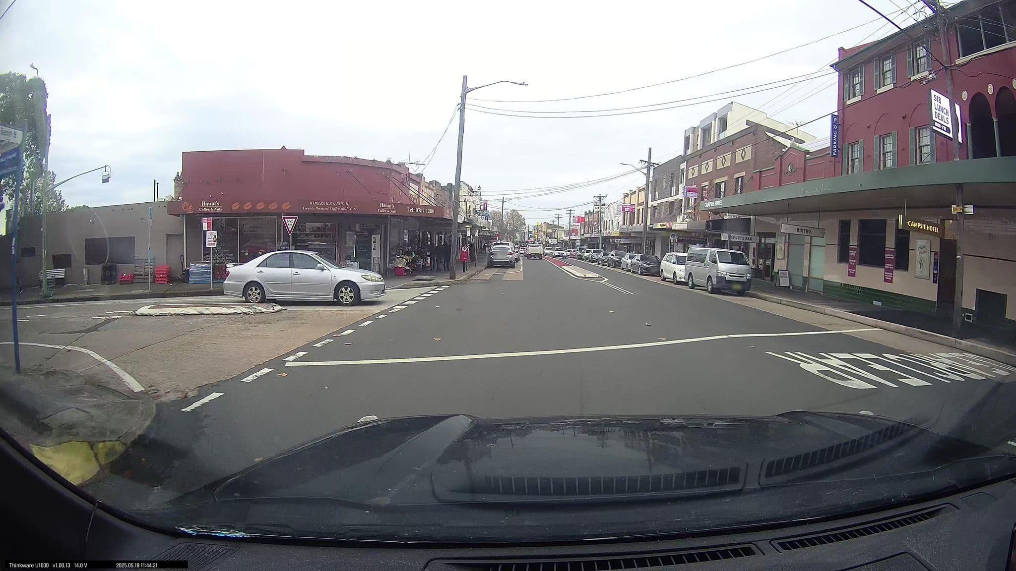 Street view near Campsie Hotel, Campsie — © maxim752 (CC BY-SA · Mapillary)
