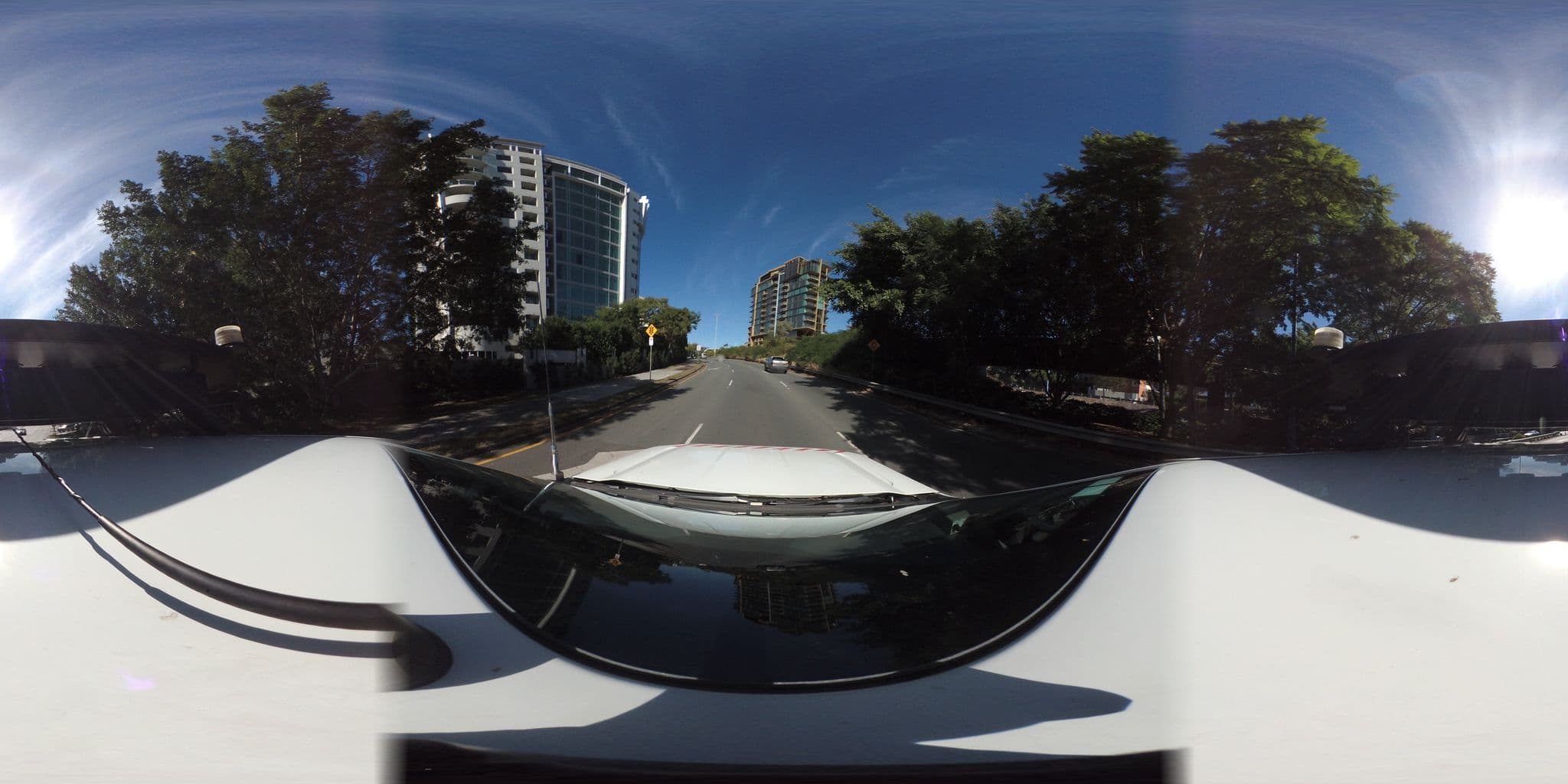 Street view near Point Hotel, Kangaroo Point — © bccamsurvey (CC BY-SA · Mapillary)
