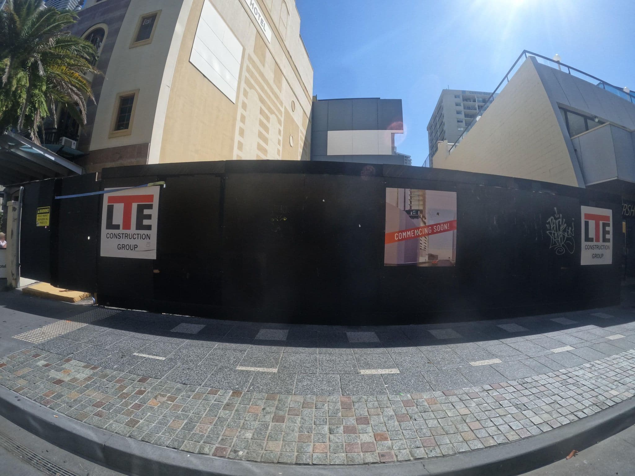 Street view near Clock hotel, Gold Coast — © joelkoen (CC BY-SA · Mapillary)