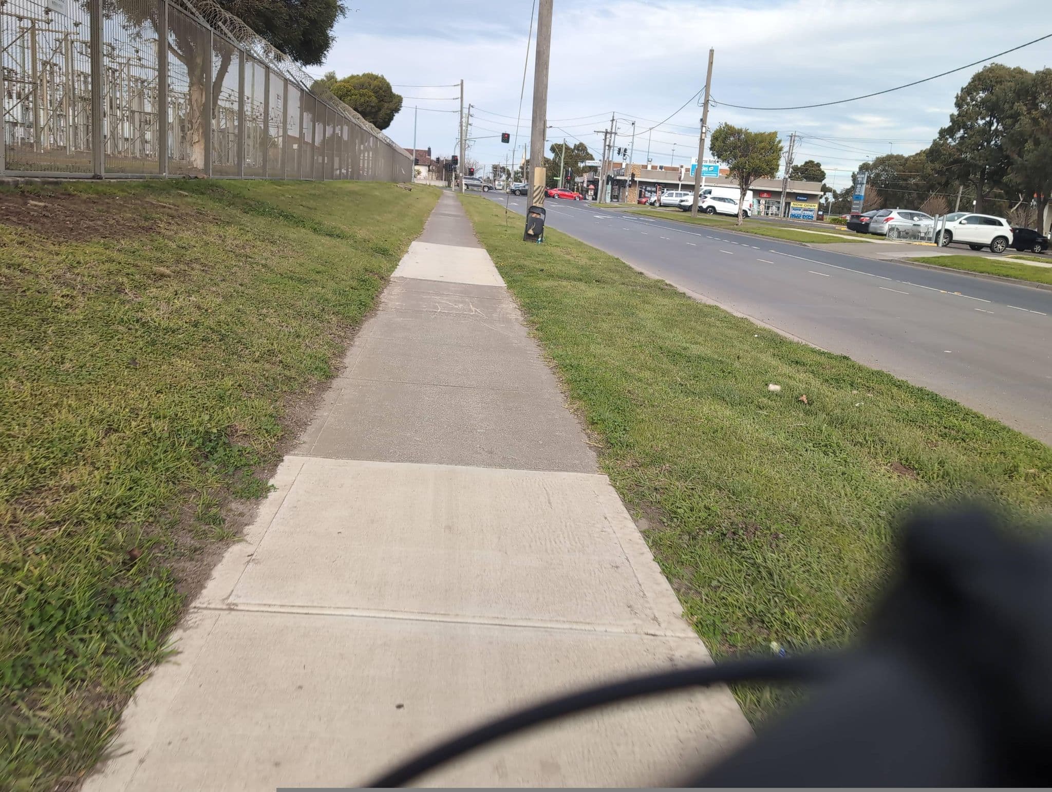 Street view near Nightcap at Coolaroo Hotel, Dallas — © bugster (CC BY-SA · Mapillary)