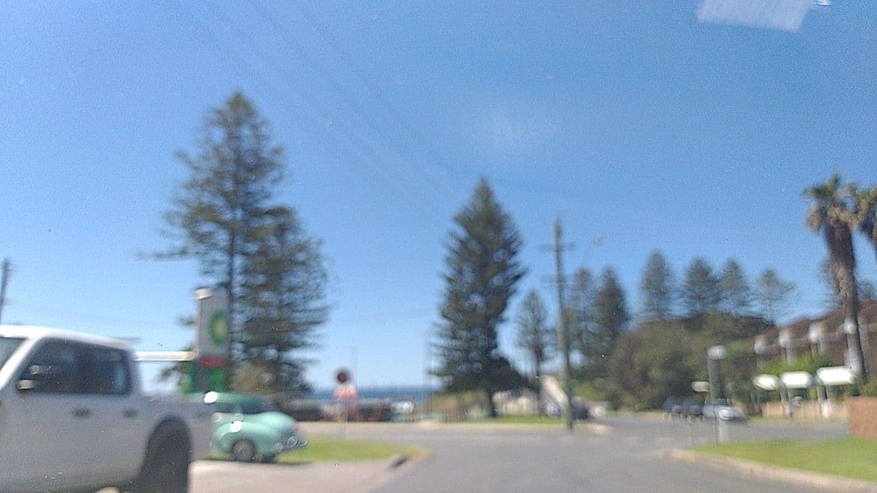 Street view near Headlands Hotel Lawrence Hargrave Dr, Austinmer — © ozflor (CC BY-SA · Mapillary)