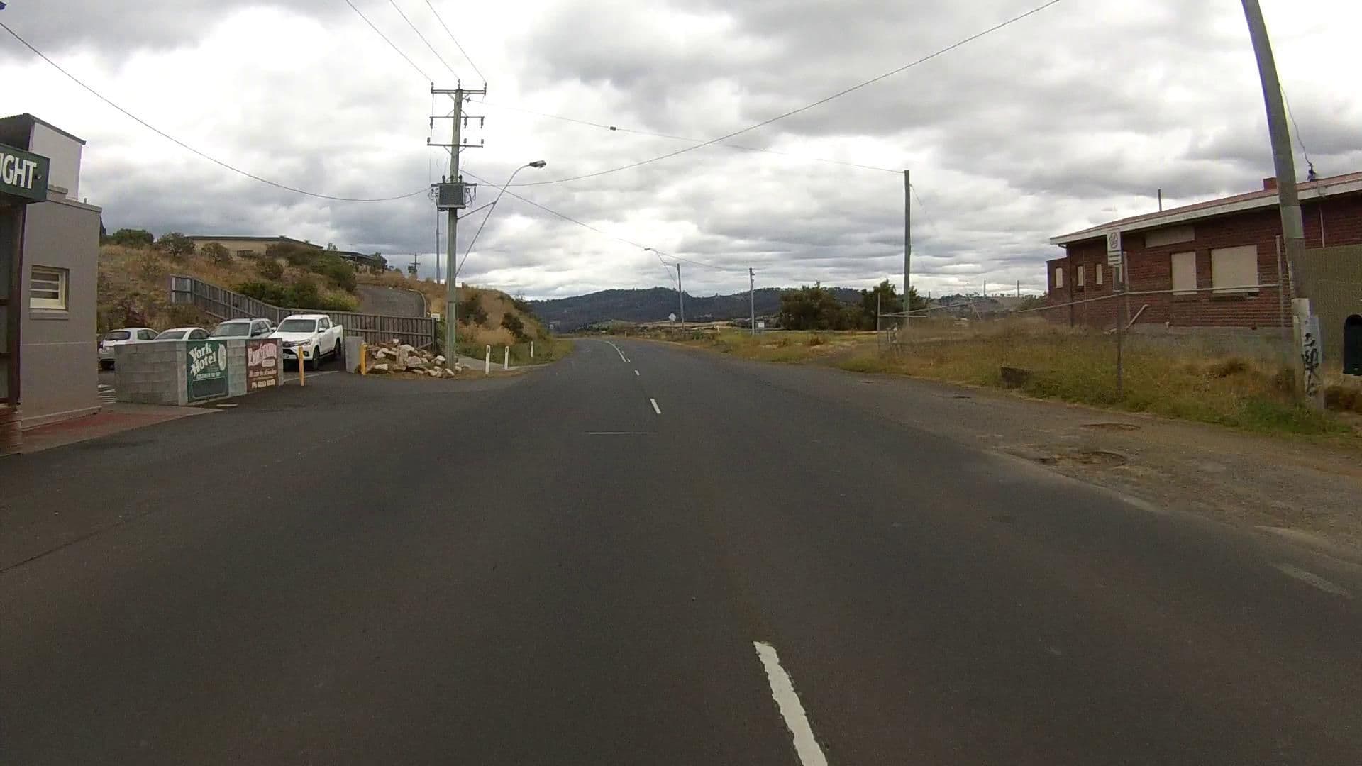 Street view near Main Rd opp York Hotel, Granton — © tastrax (CC BY-SA · Mapillary)