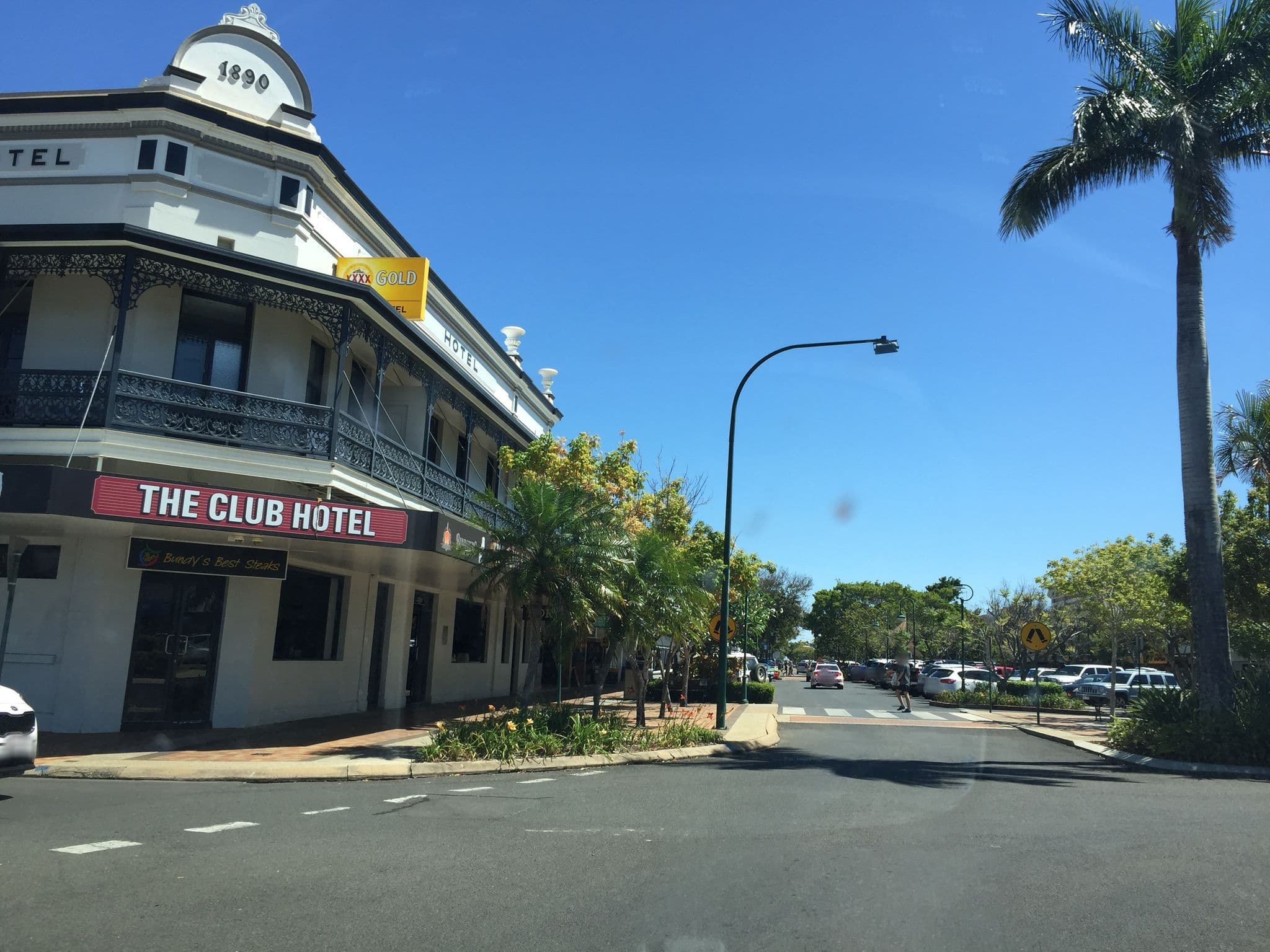 Street view near The Club Hotel, Bundaberg — © vagrant42 (CC BY-SA · Mapillary)