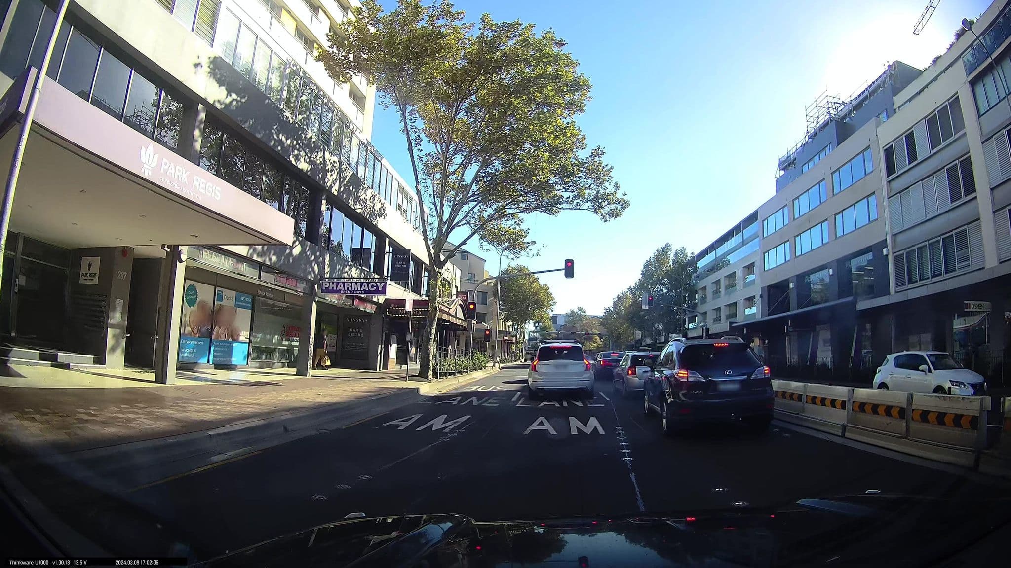 Street view near Minskys Hotel, Cremorne — © maxim752 (CC BY-SA · Mapillary)