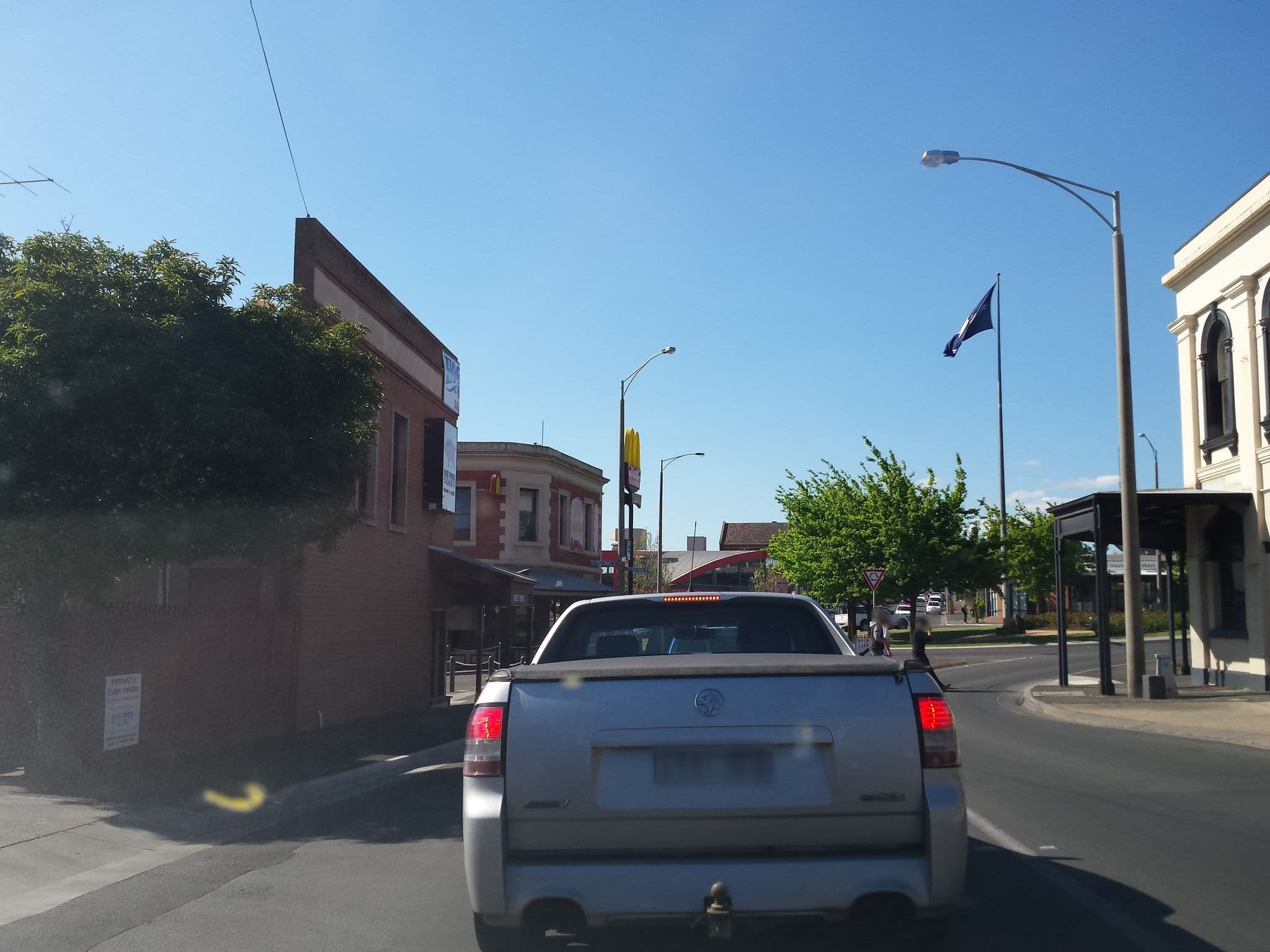 Street view near Bakery Hill Motel, Ballarat East — © rudolfmayer (CC BY-SA · Mapillary)