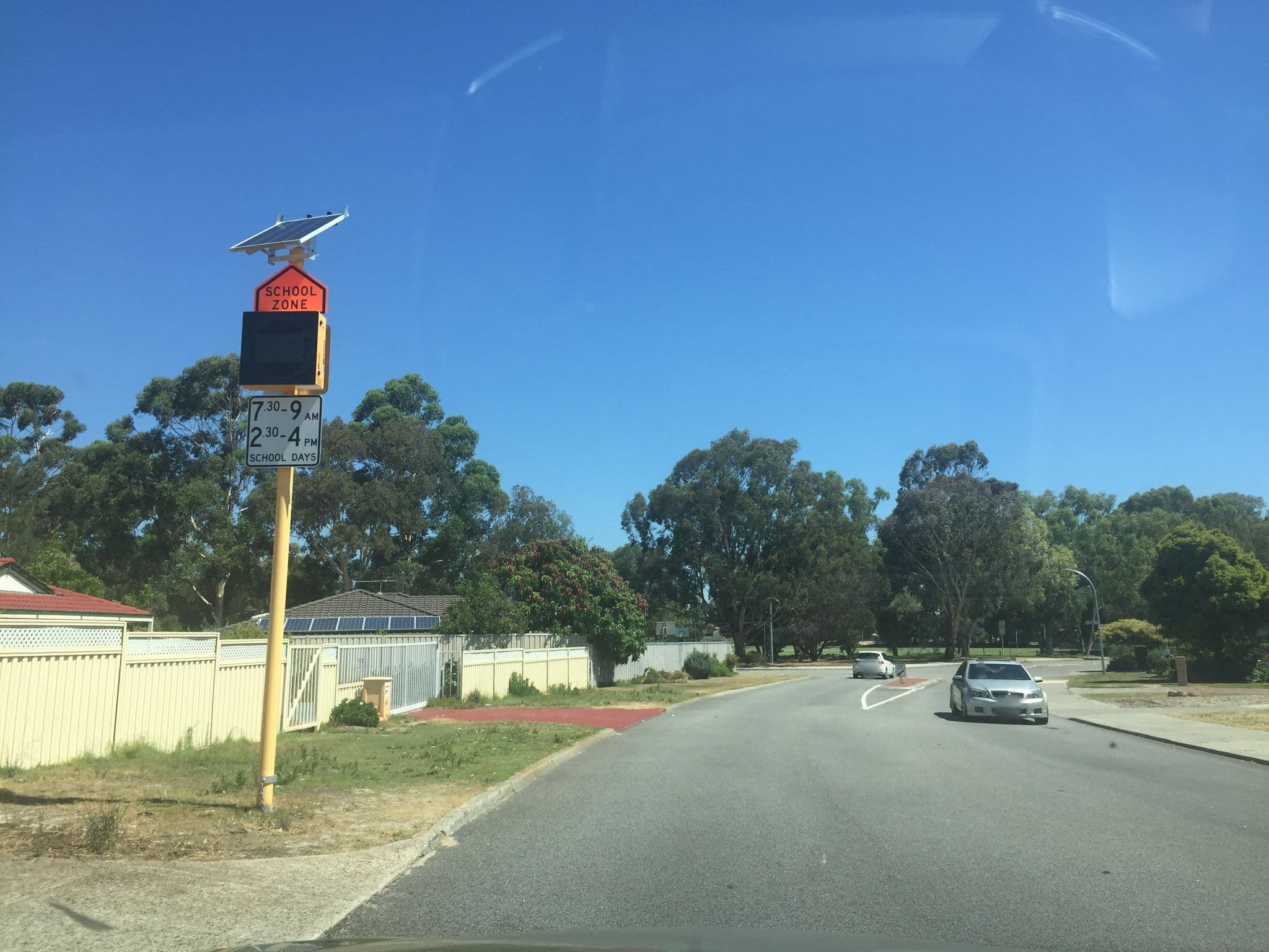 Street view near Bed and Breakfast Murdoch Station, Leeming — © westoz08 (CC BY-SA · Mapillary)