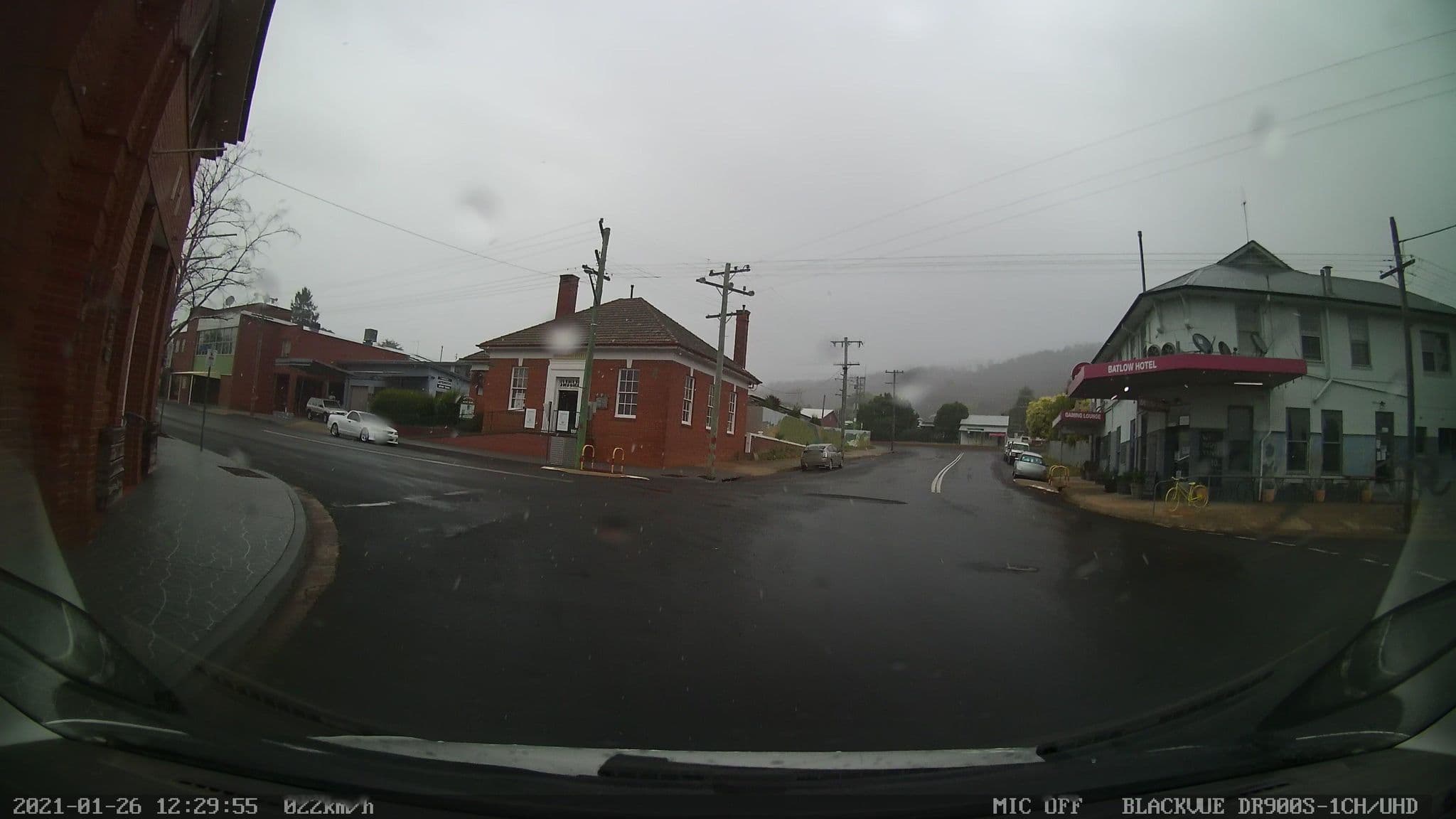 Street view near The Batlow Hotel, Batlow — © bob3bob3 (CC BY-SA · Mapillary)