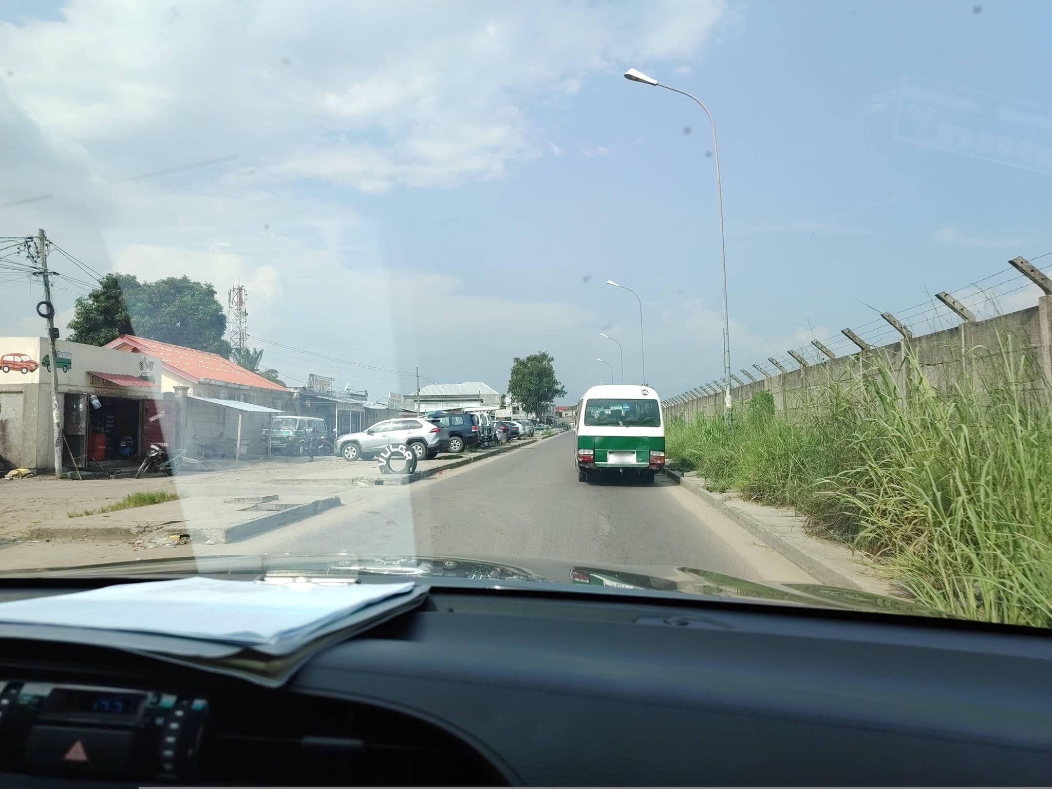Street view near Hôtel Chill out, Brazzaville — © orlanto (CC BY-SA · Mapillary)
