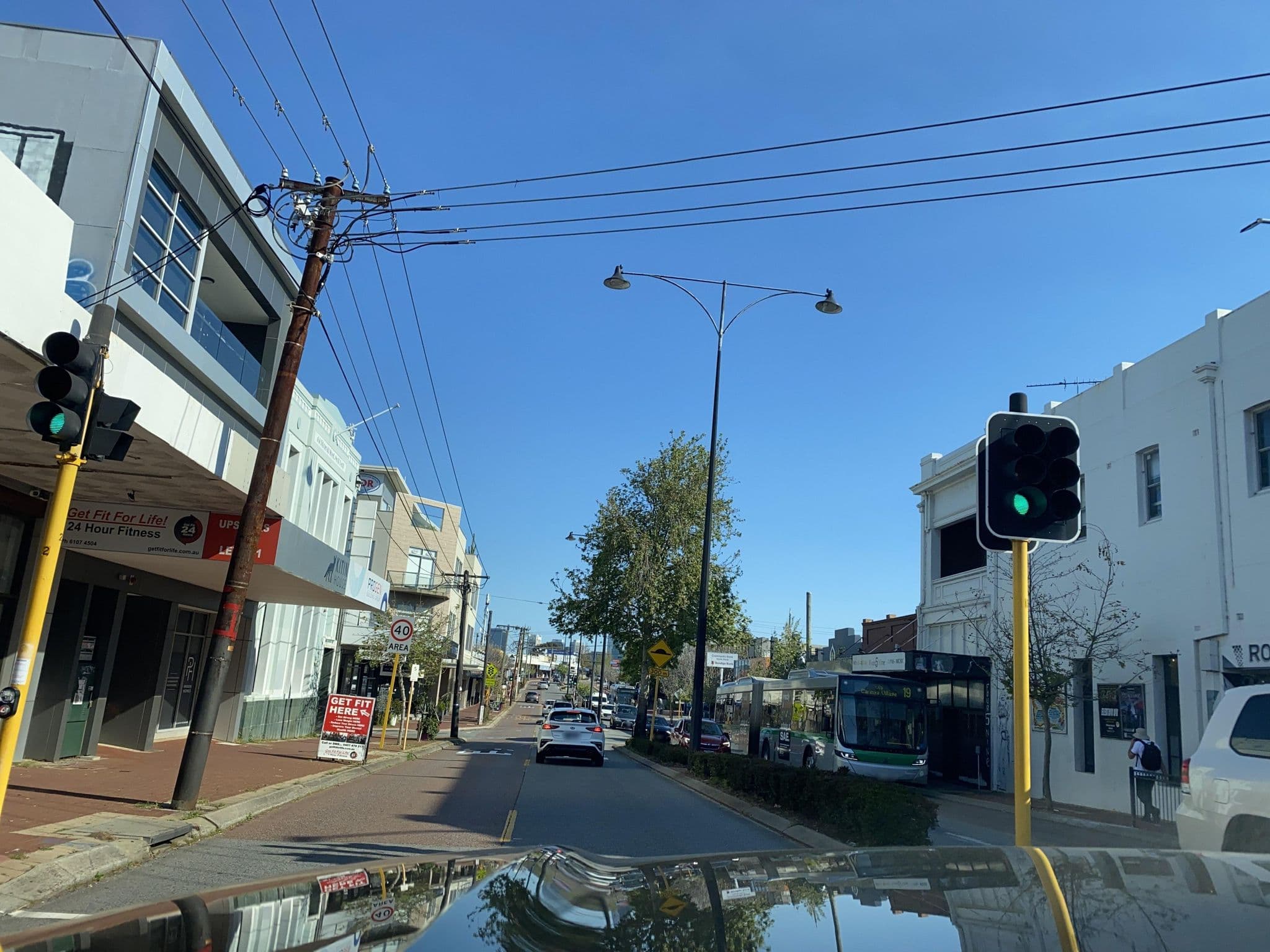 Street view near Rosemount Hotel, North Perth — © TheSliverDonkey (CC BY-SA · Mapillary)