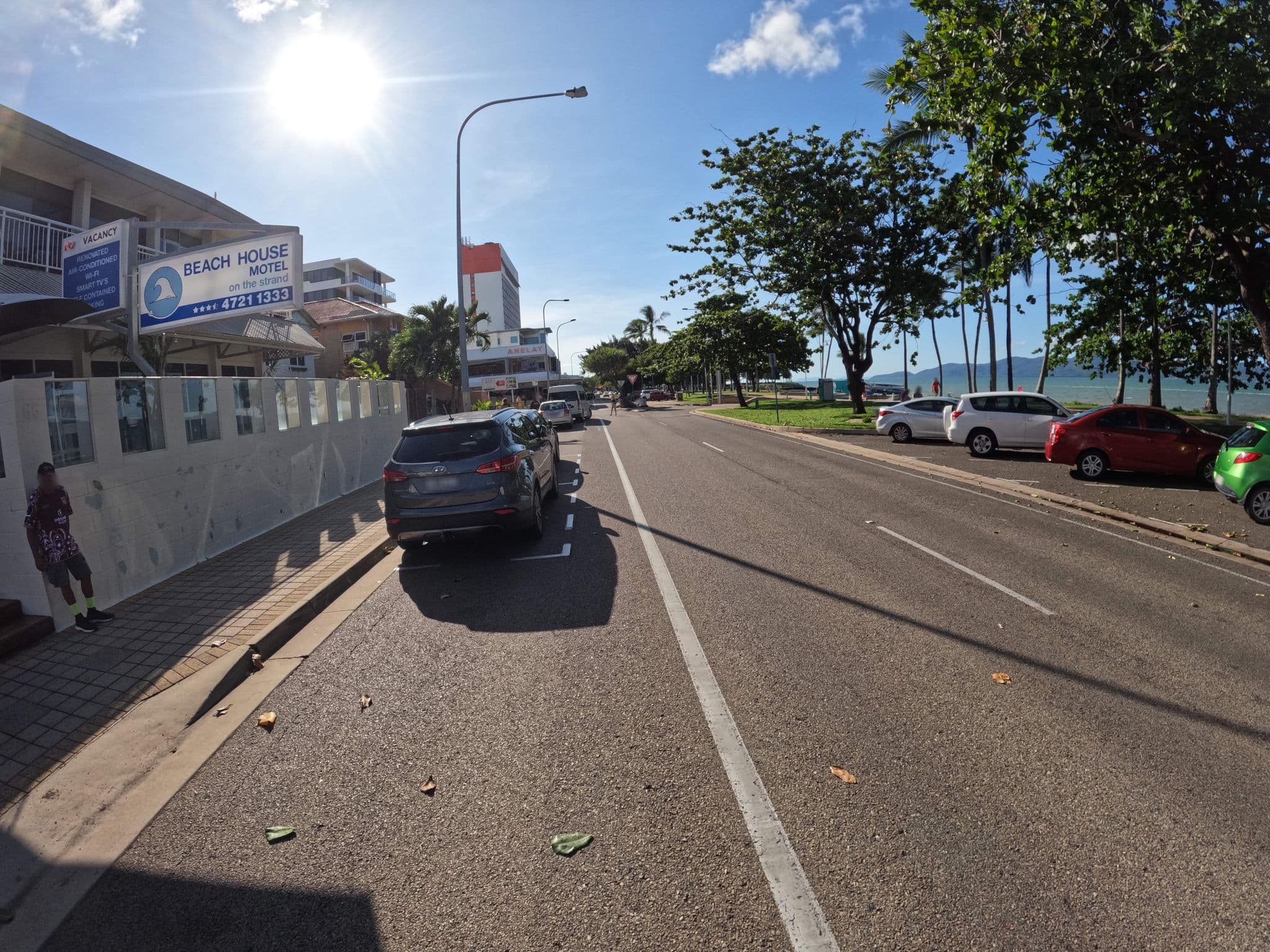 Street view near Beach House Motel, North Ward — © joelkoen (CC BY-SA · Mapillary)
