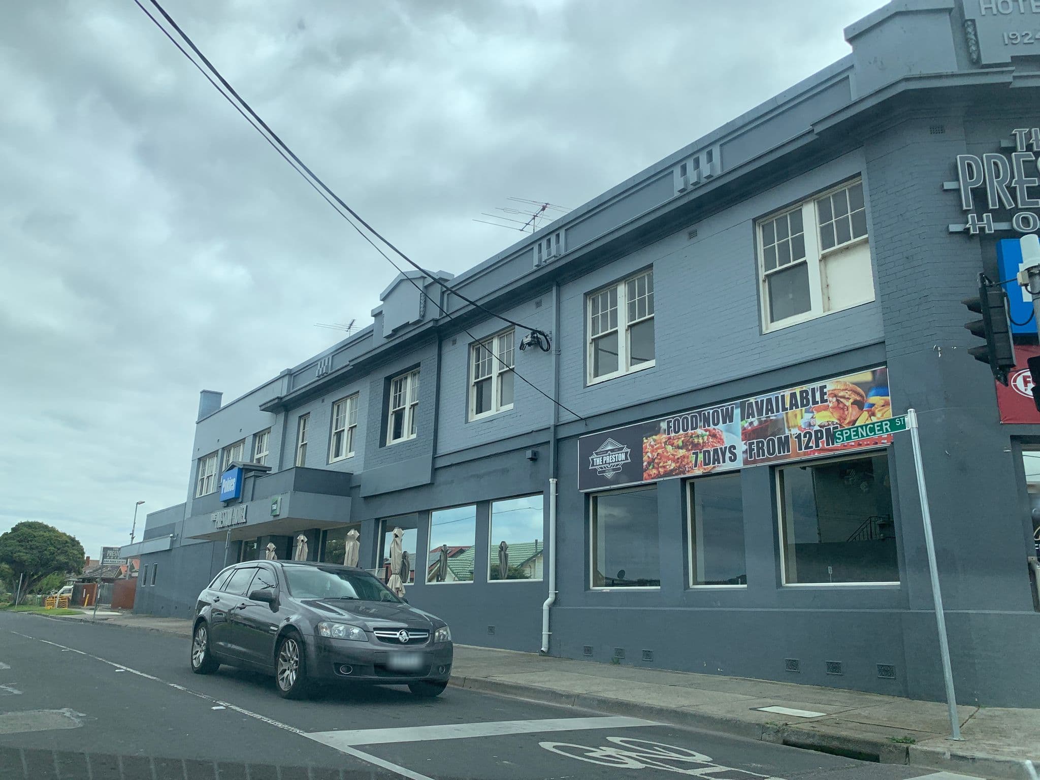 Street view near Preston Hotel, Reservoir — © fadi1994 (CC BY-SA · Mapillary)