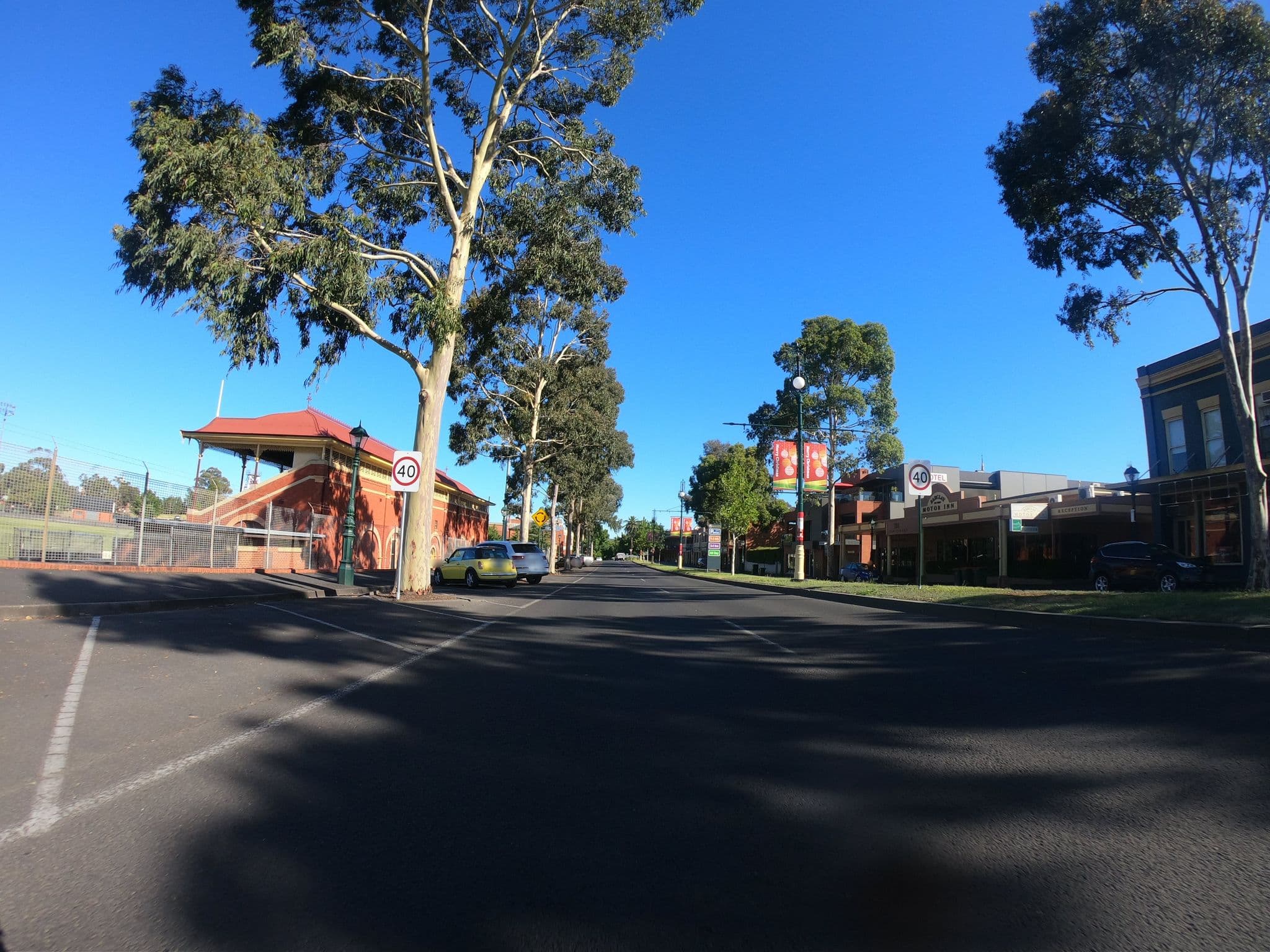 Street view near Barclay On View, Bendigo city centre — © eneerhut (CC BY-SA · Mapillary)
