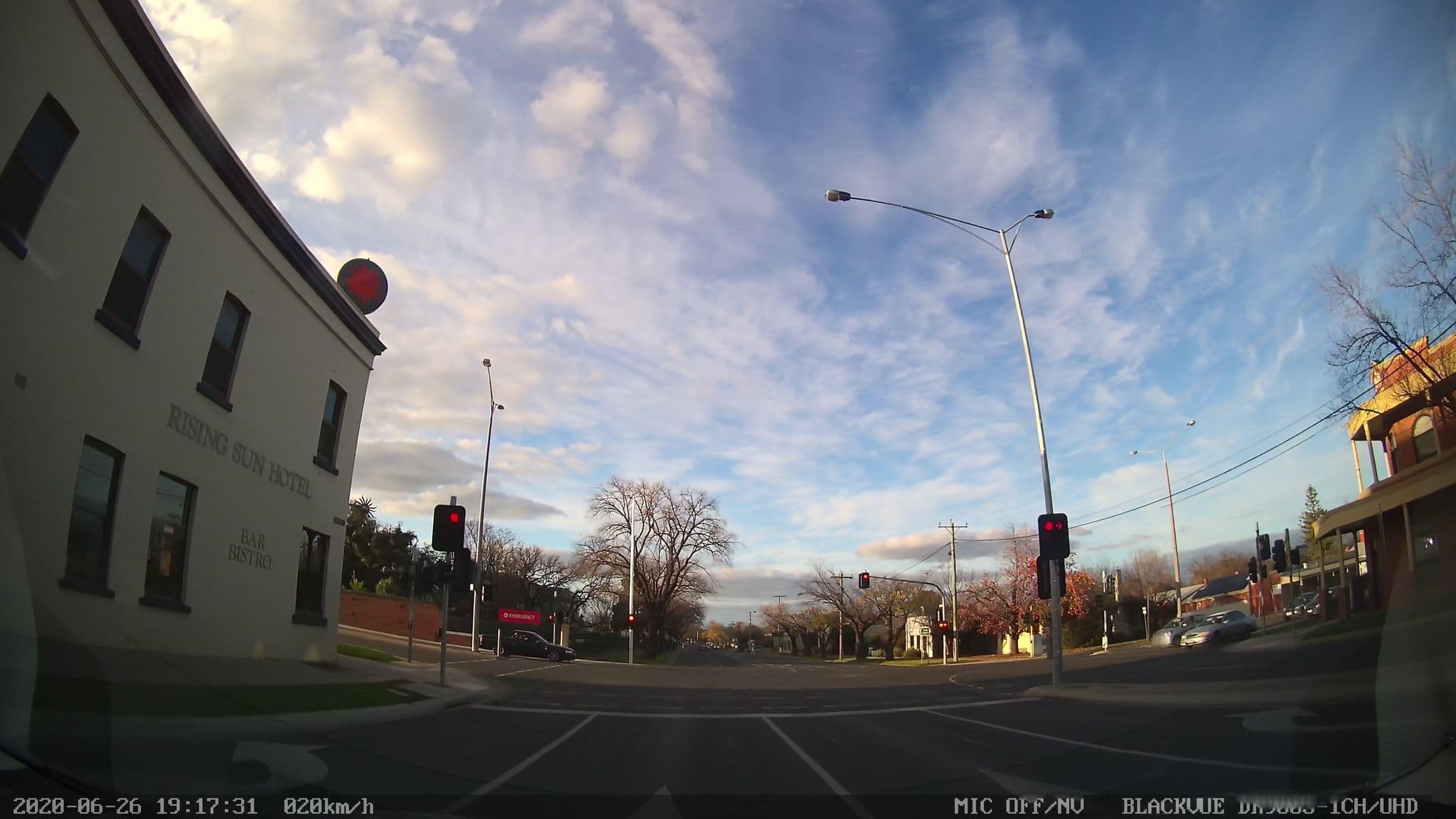 Street view near Rising Sun Hotel, Bendigo city centre — © skillsy (CC BY-SA · Mapillary)
