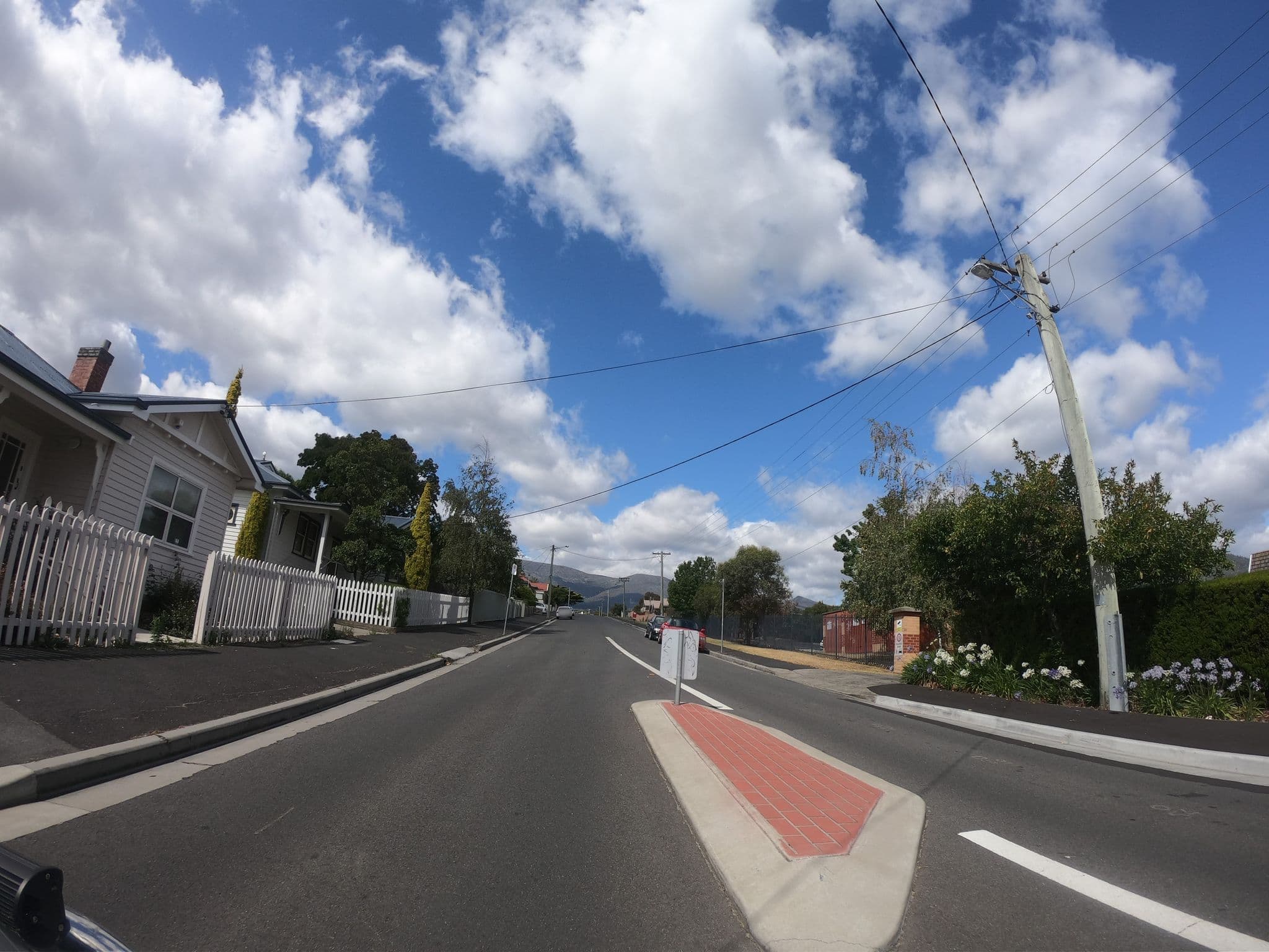 Street view near Hotel Bisdee, Glenorchy — © tastrax (CC BY-SA · Mapillary)