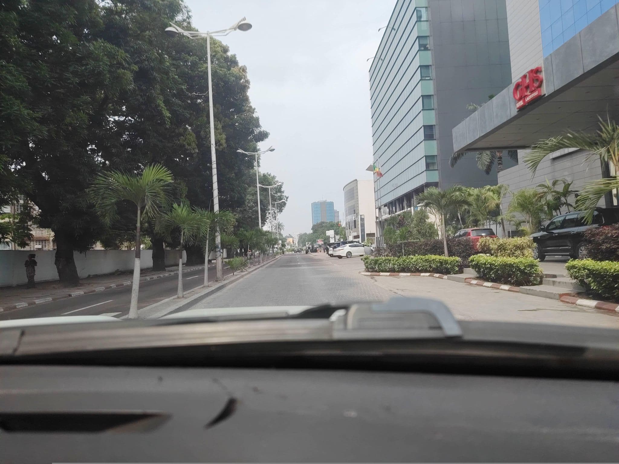 Street view near GHS Hotel, Brazzaville — © orlanto (CC BY-SA · Mapillary)
