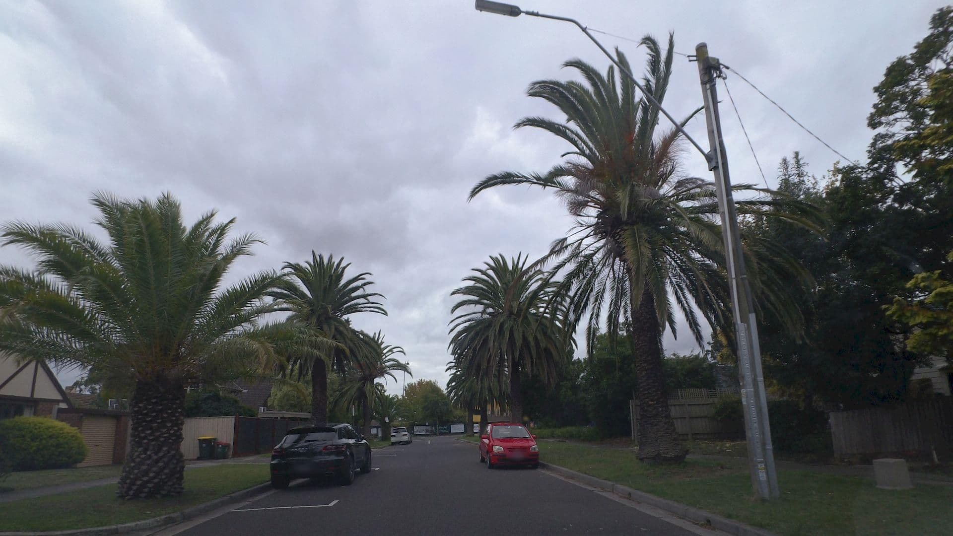Street view near Blackburn Family Hotel, Blackburn — © mander (CC BY-SA · Mapillary)