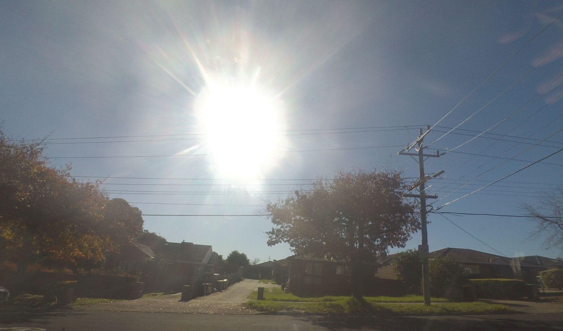 Street view near Box Hill Accommodation, Box Hill — © mander (CC BY-SA · Mapillary)