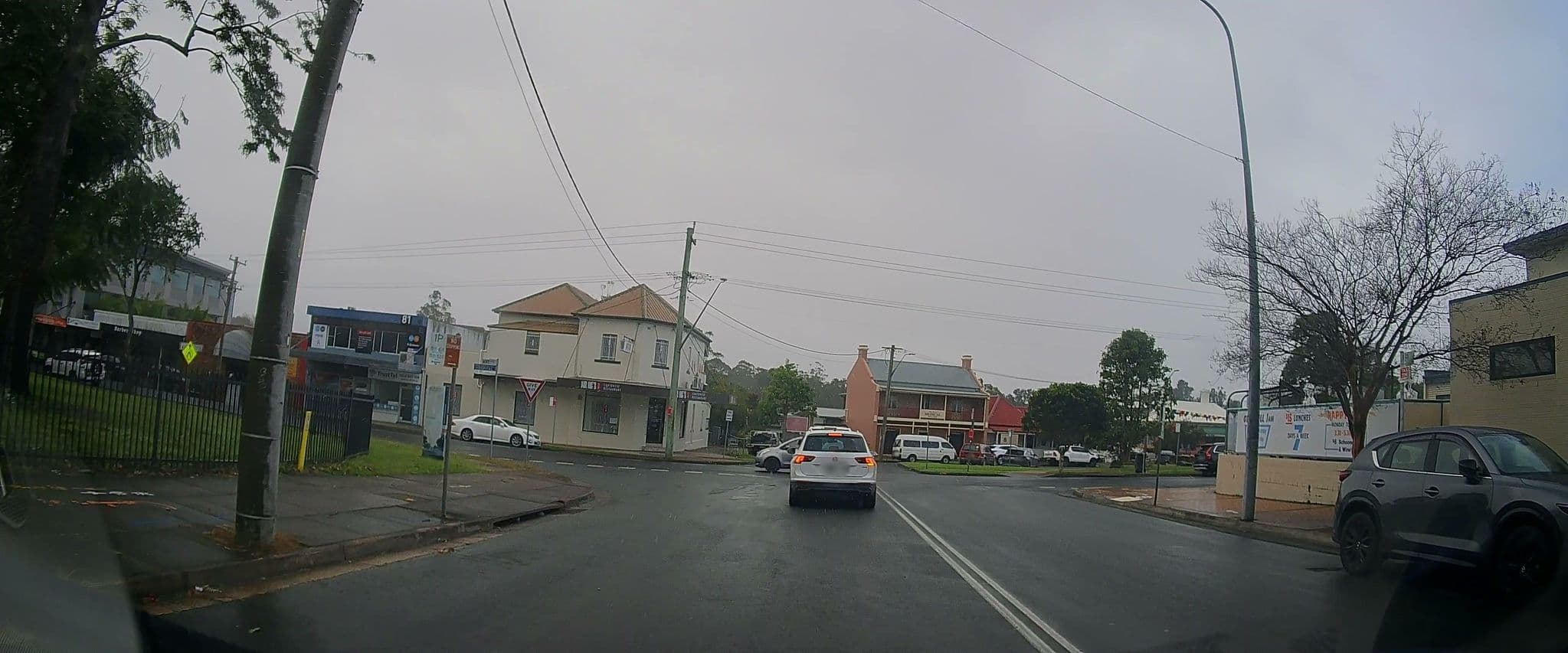 Street view near The Australian Hotel, Nowra — © maxim752 (CC BY-SA · Mapillary)