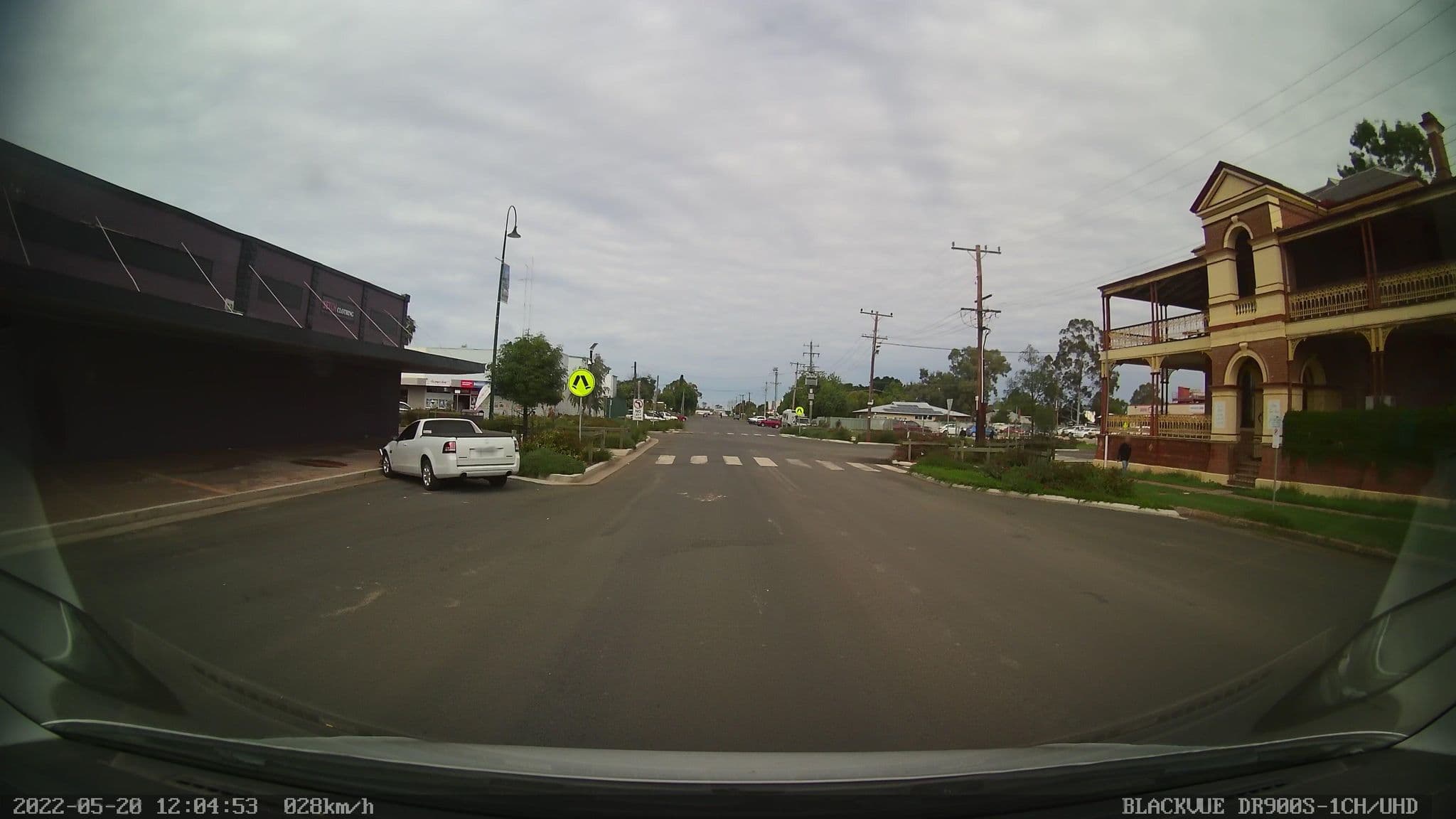 Street view near Gidgee Guesthouse, Bourke — © bob3bob3 (CC BY-SA · Mapillary)
