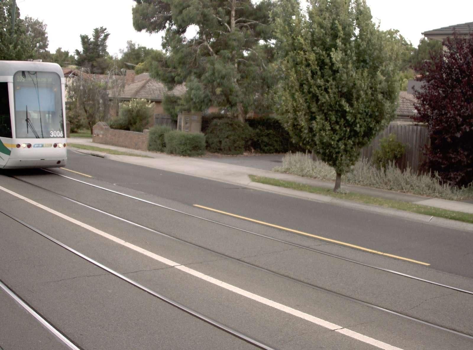 Street view near Whitehorse Apartments Hotel - Deluxe Suite, Mont Albert — © vicroads (CC BY-SA · Mapillary)