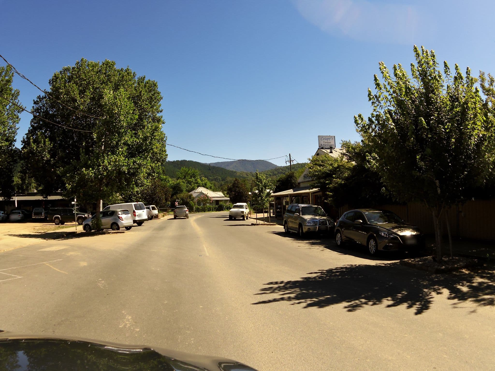 Street view near Bright Boutique Accommodation, Bright — © skillsy (CC BY-SA · Mapillary)